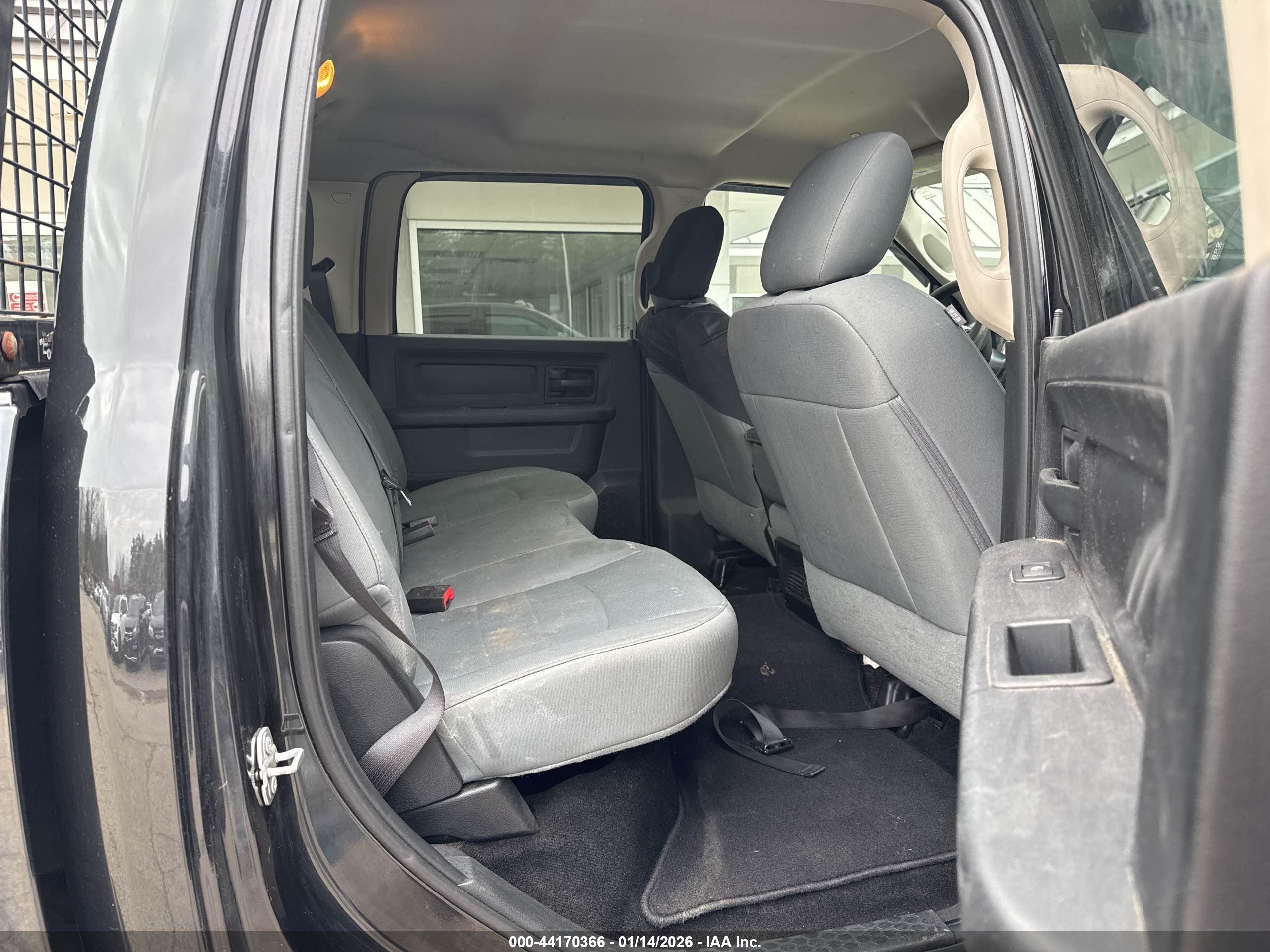 RAM 3500 image 8