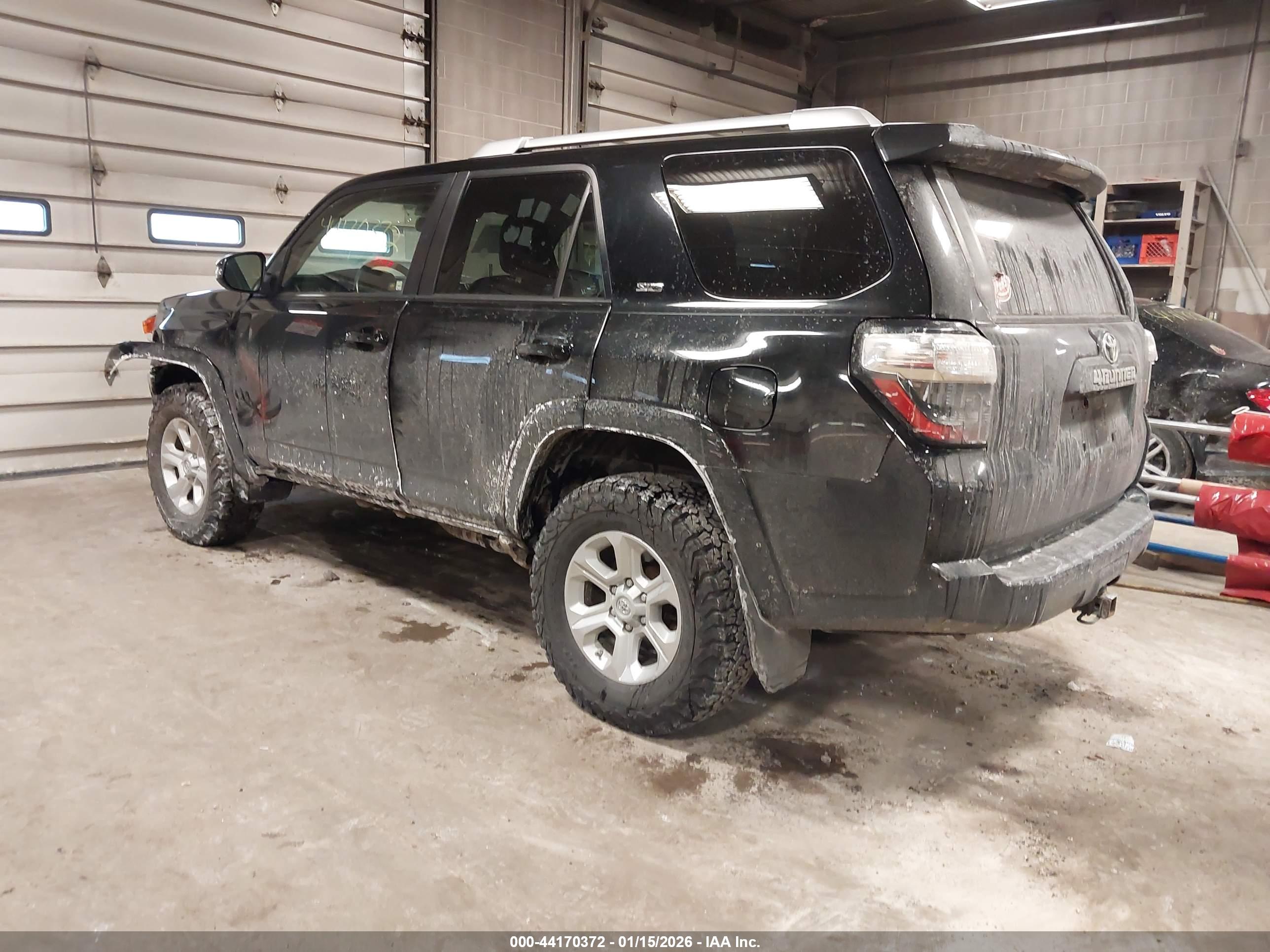 TOYOTA 4RUNNER image 3