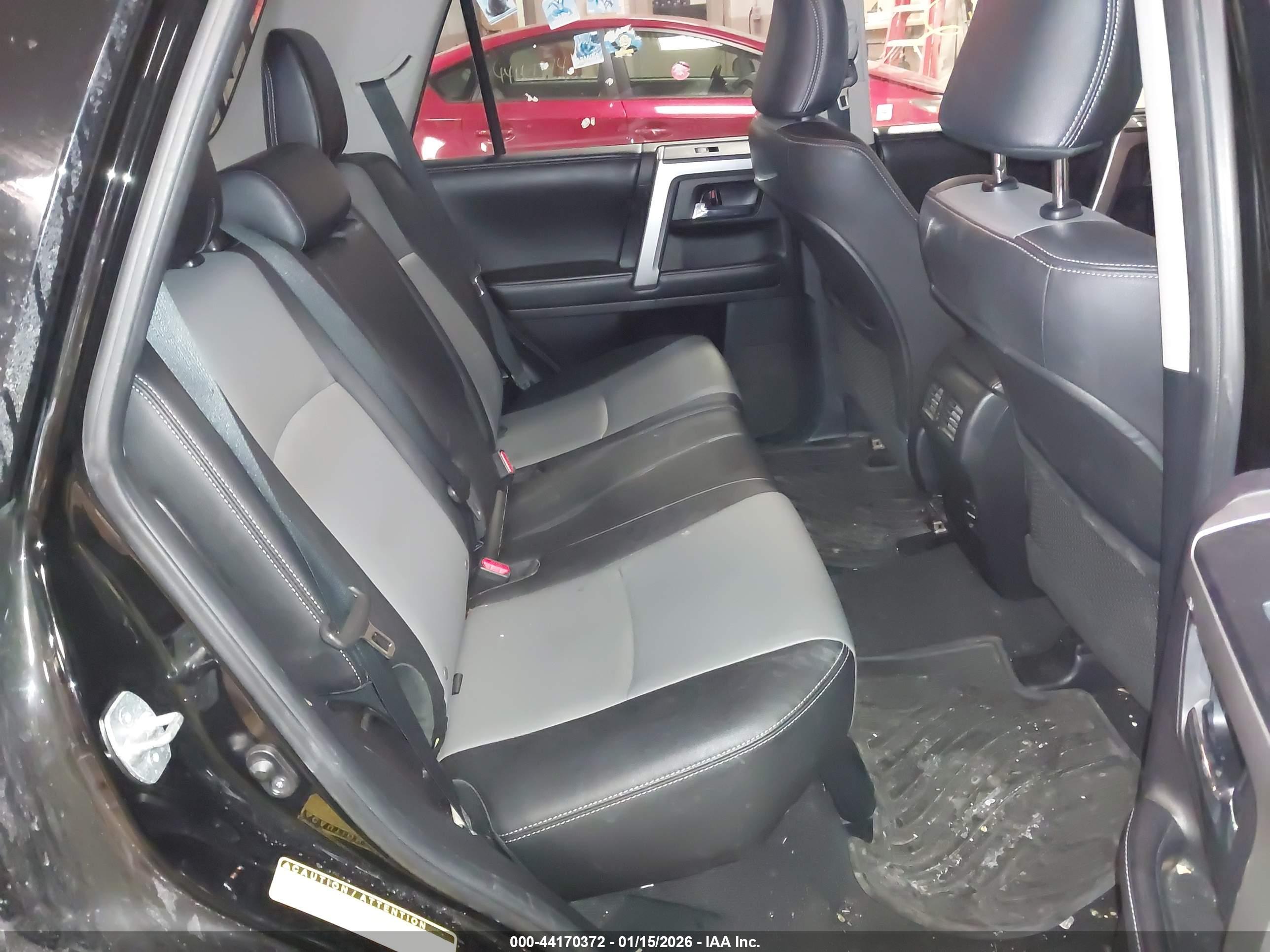 TOYOTA 4RUNNER image 8