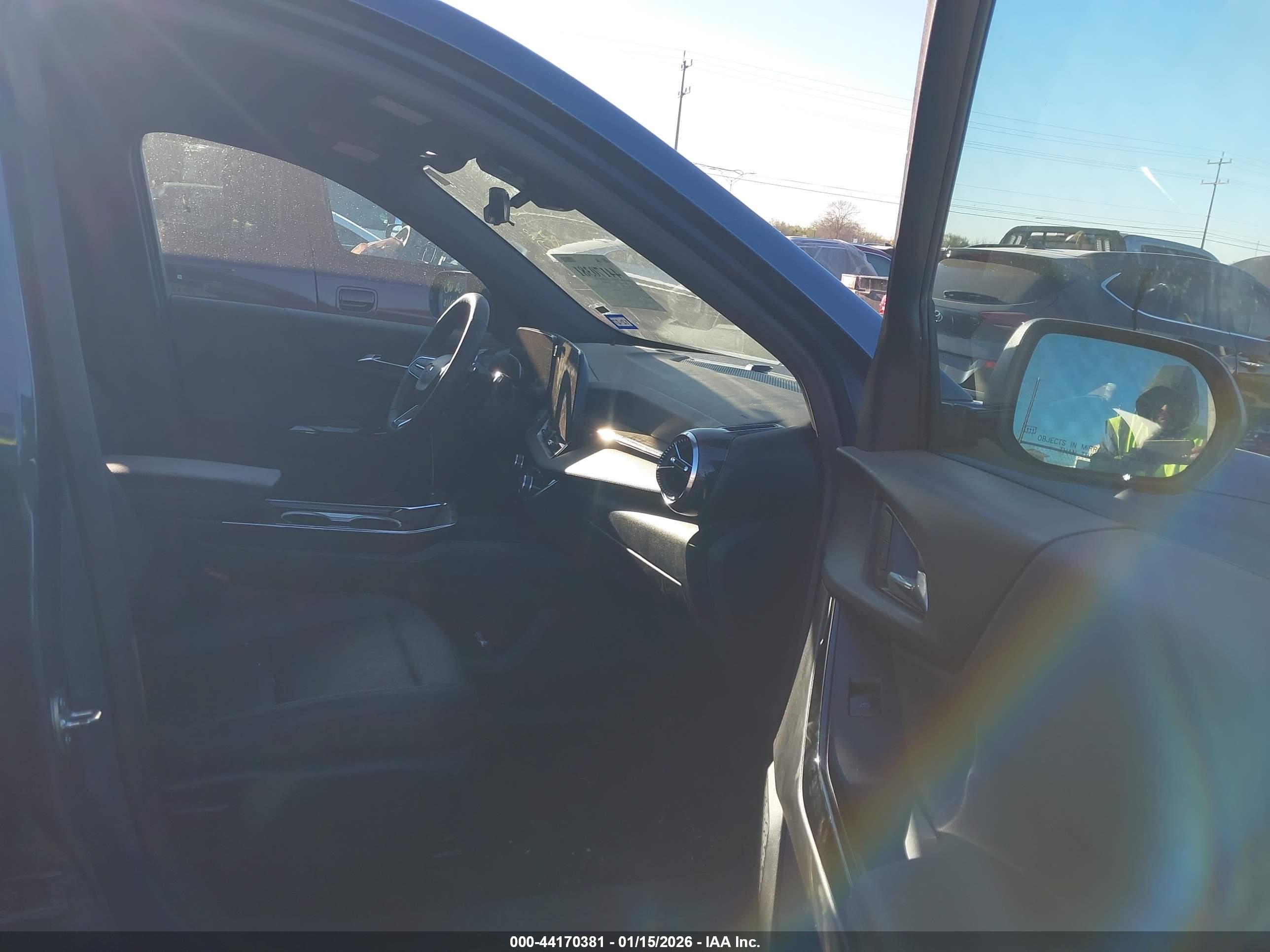CHEVROLET EQUINOX image 5