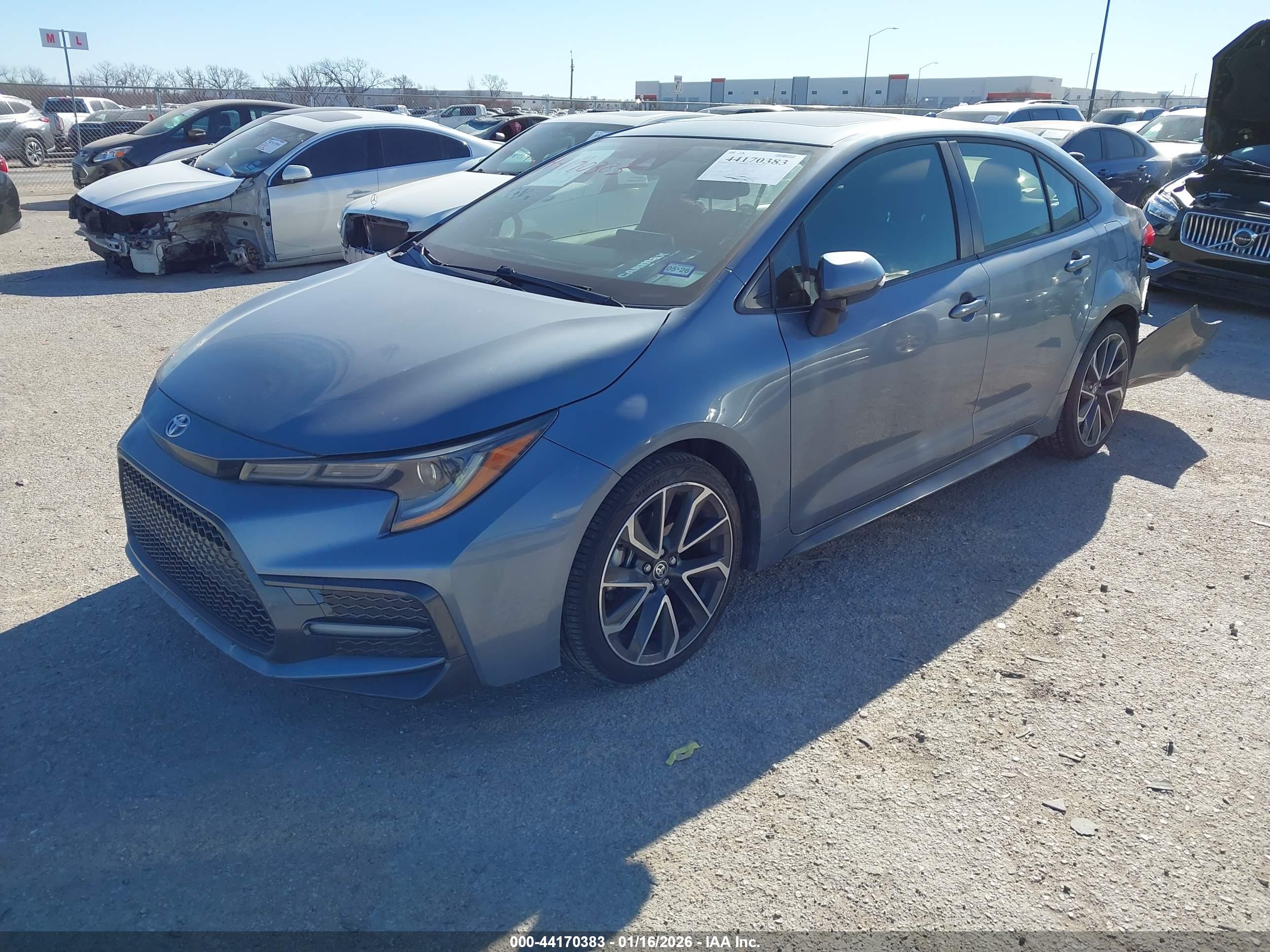 TOYOTA COROLLA image 2