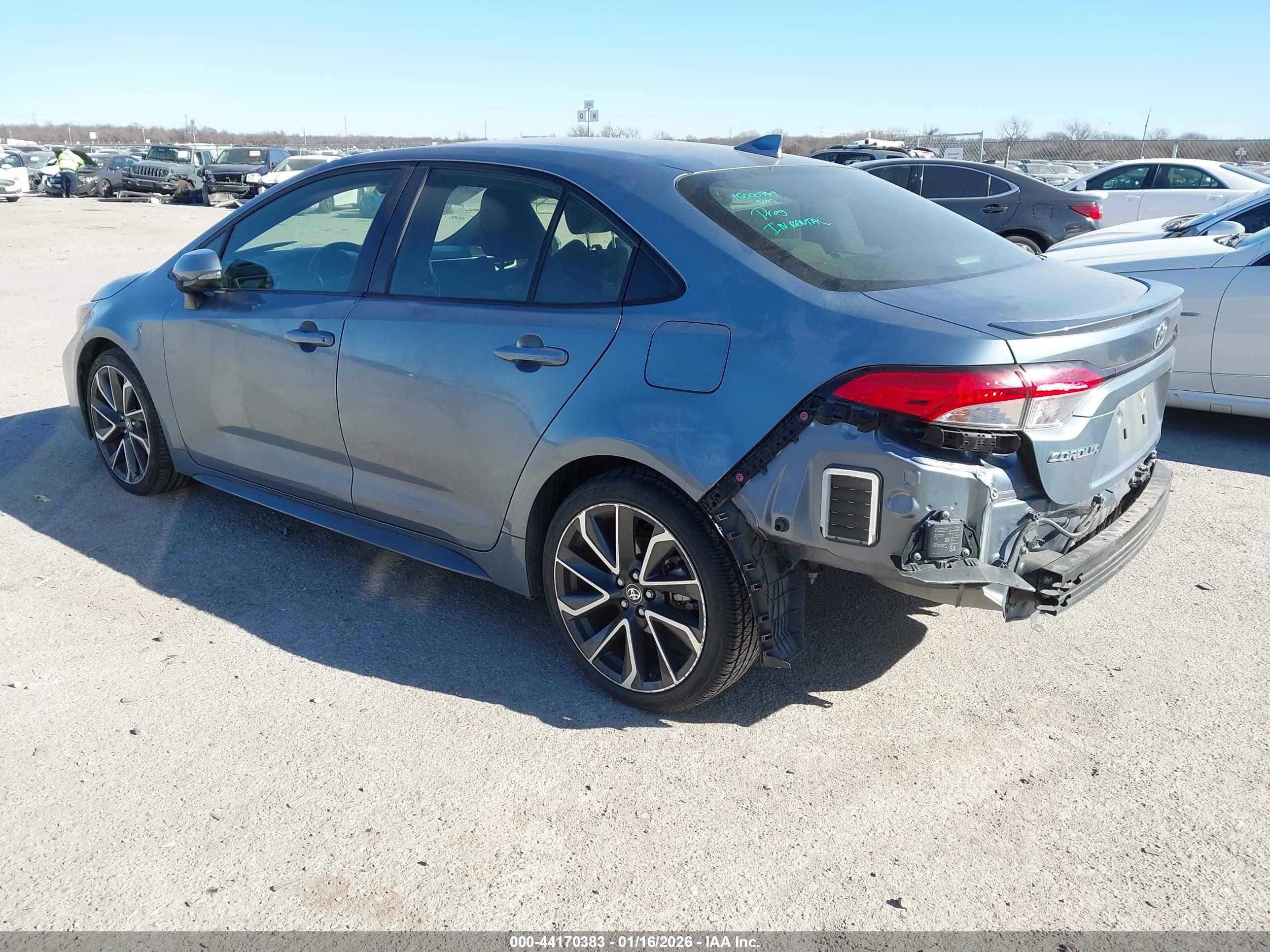TOYOTA COROLLA image 3
