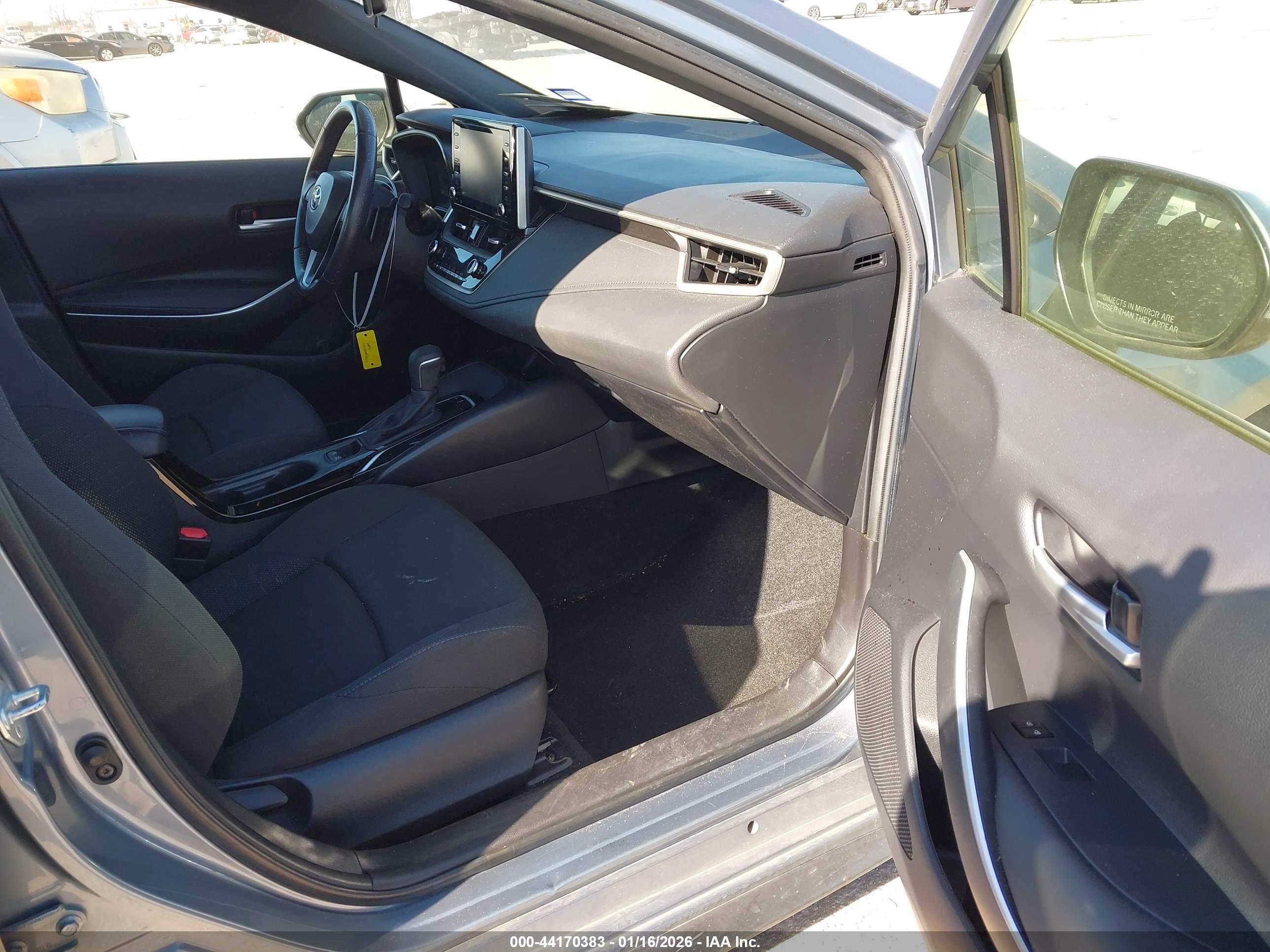 TOYOTA COROLLA image 5