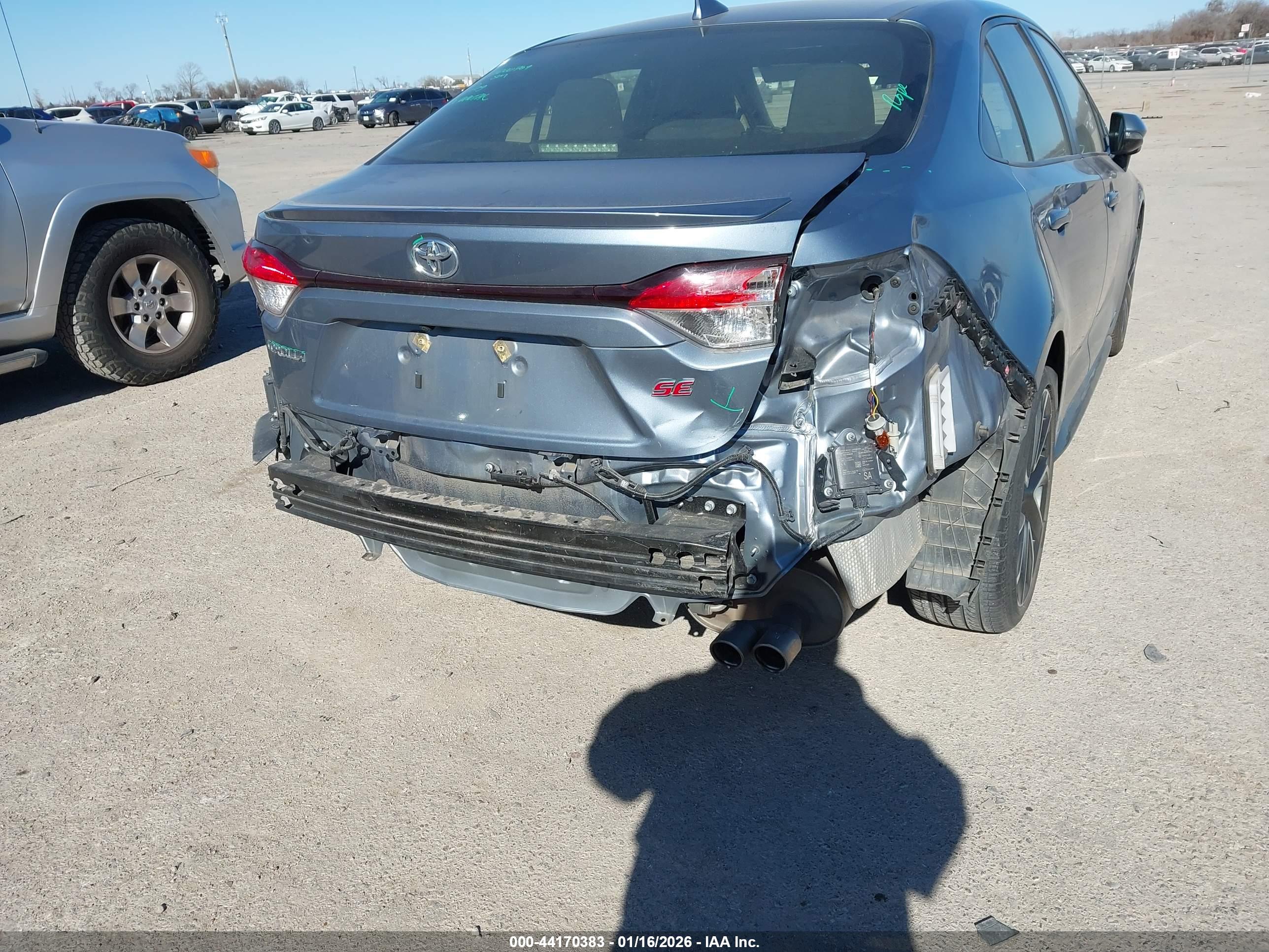 TOYOTA COROLLA image 6