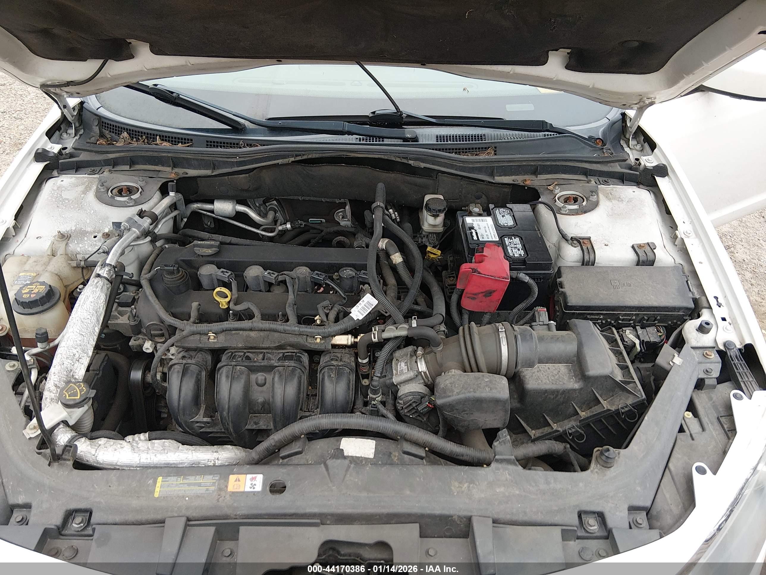 FORD FUSION image 10