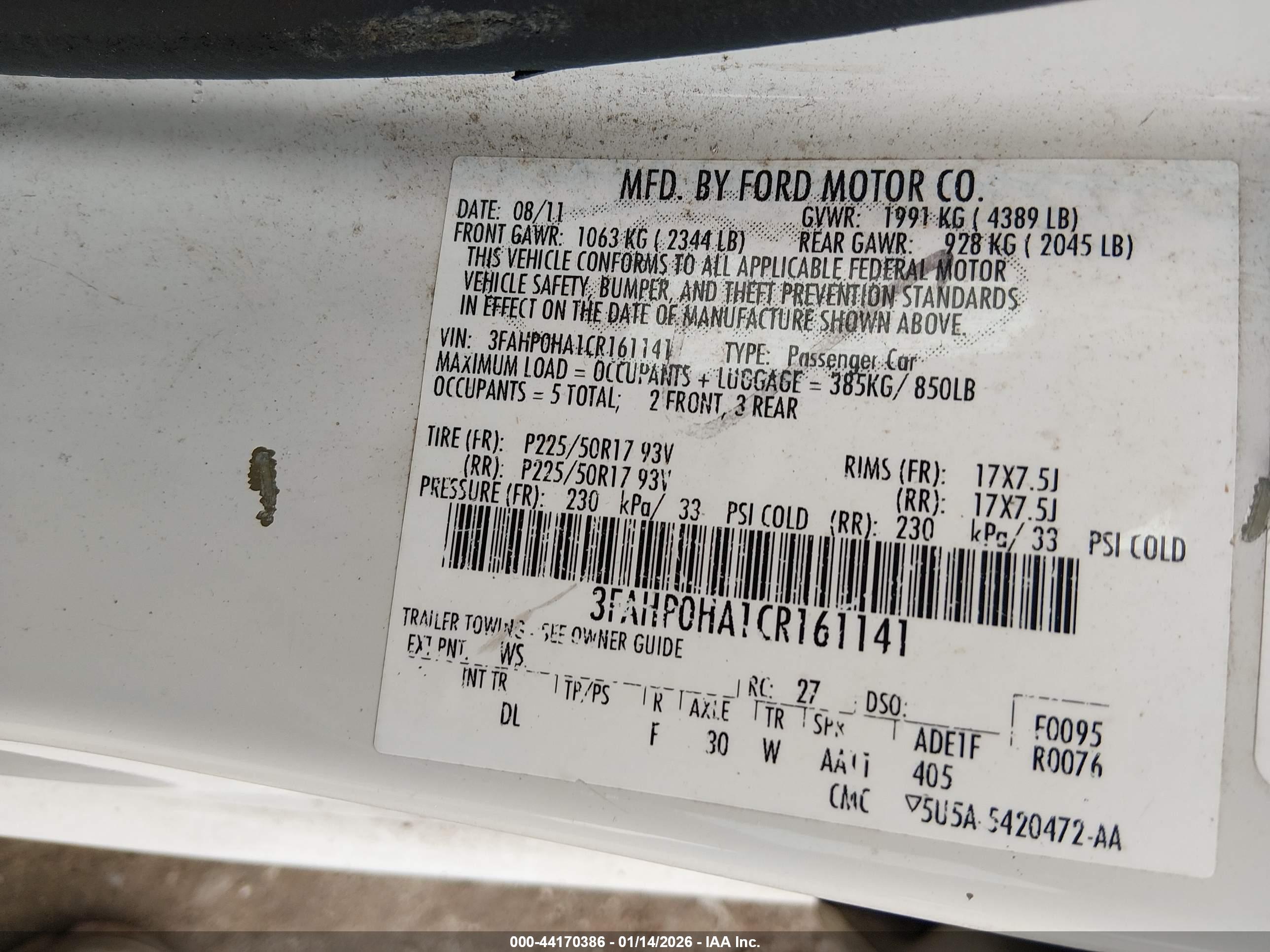 FORD FUSION image 9