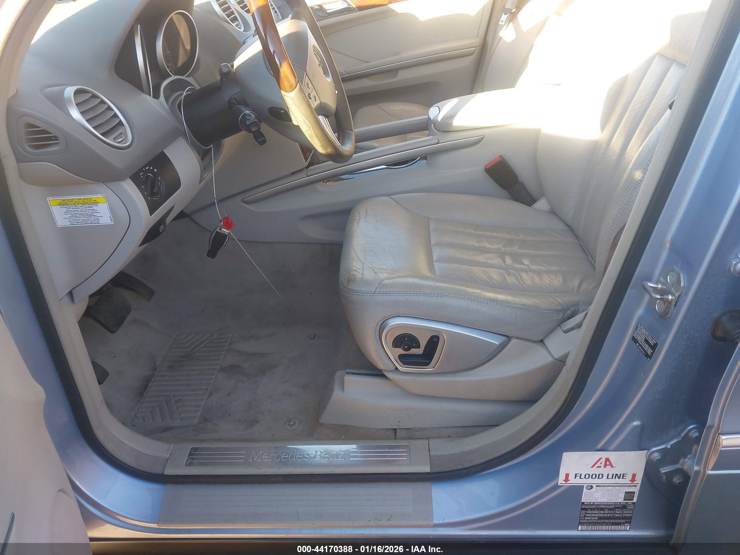 MERCEDES-BENZ ML image 6