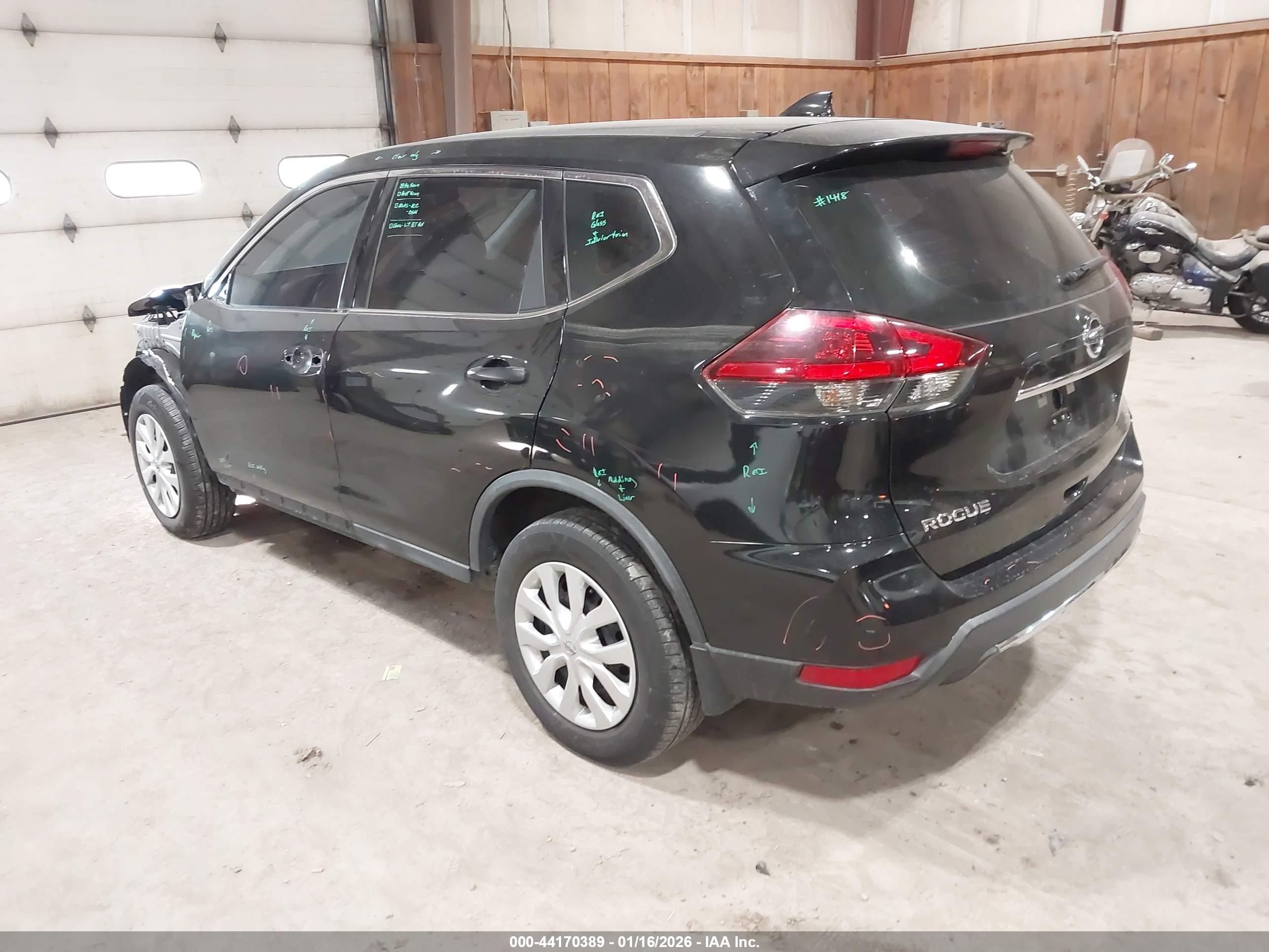 NISSAN ROGUE image 3