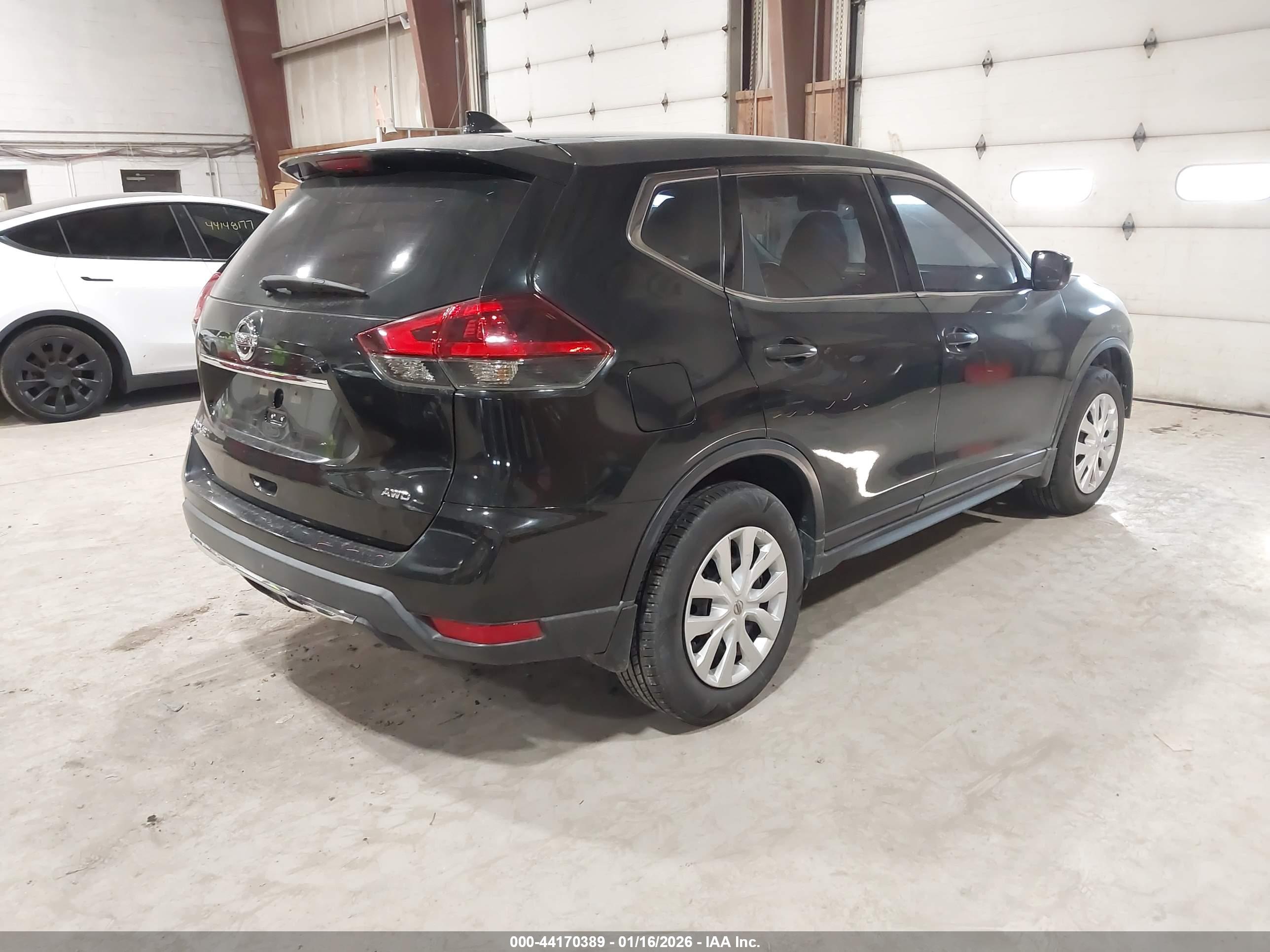 NISSAN ROGUE image 4
