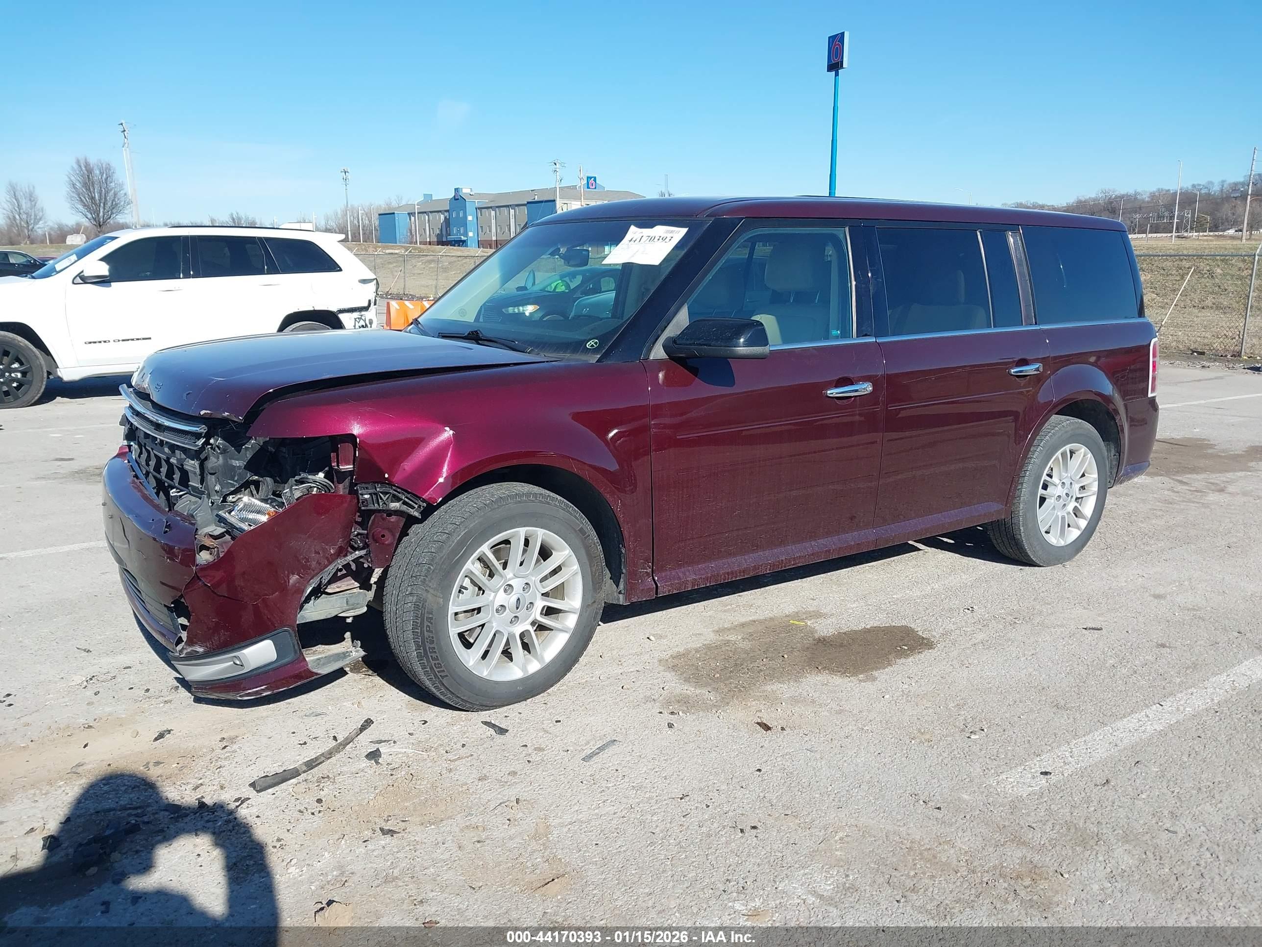 FORD FLEX image 2