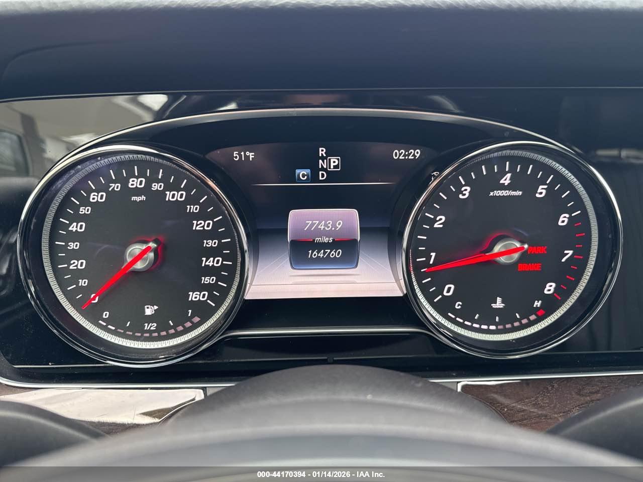 MERCEDES-BENZ E image 7