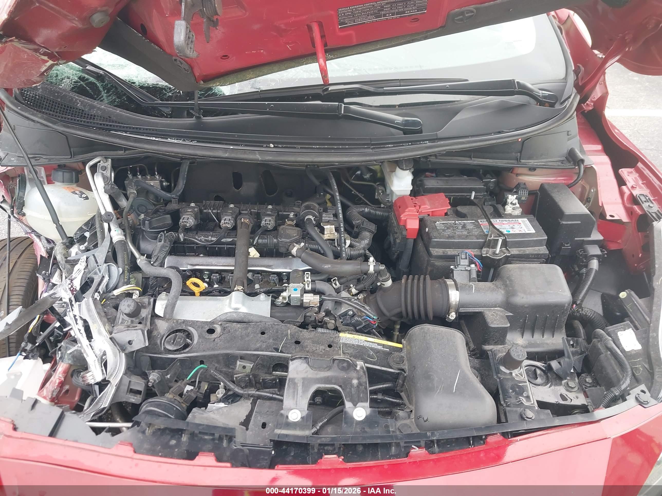 NISSAN VERSA image 10