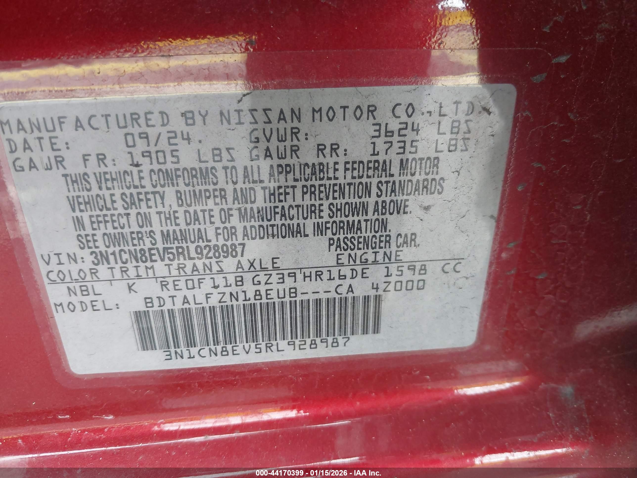 NISSAN VERSA image 9