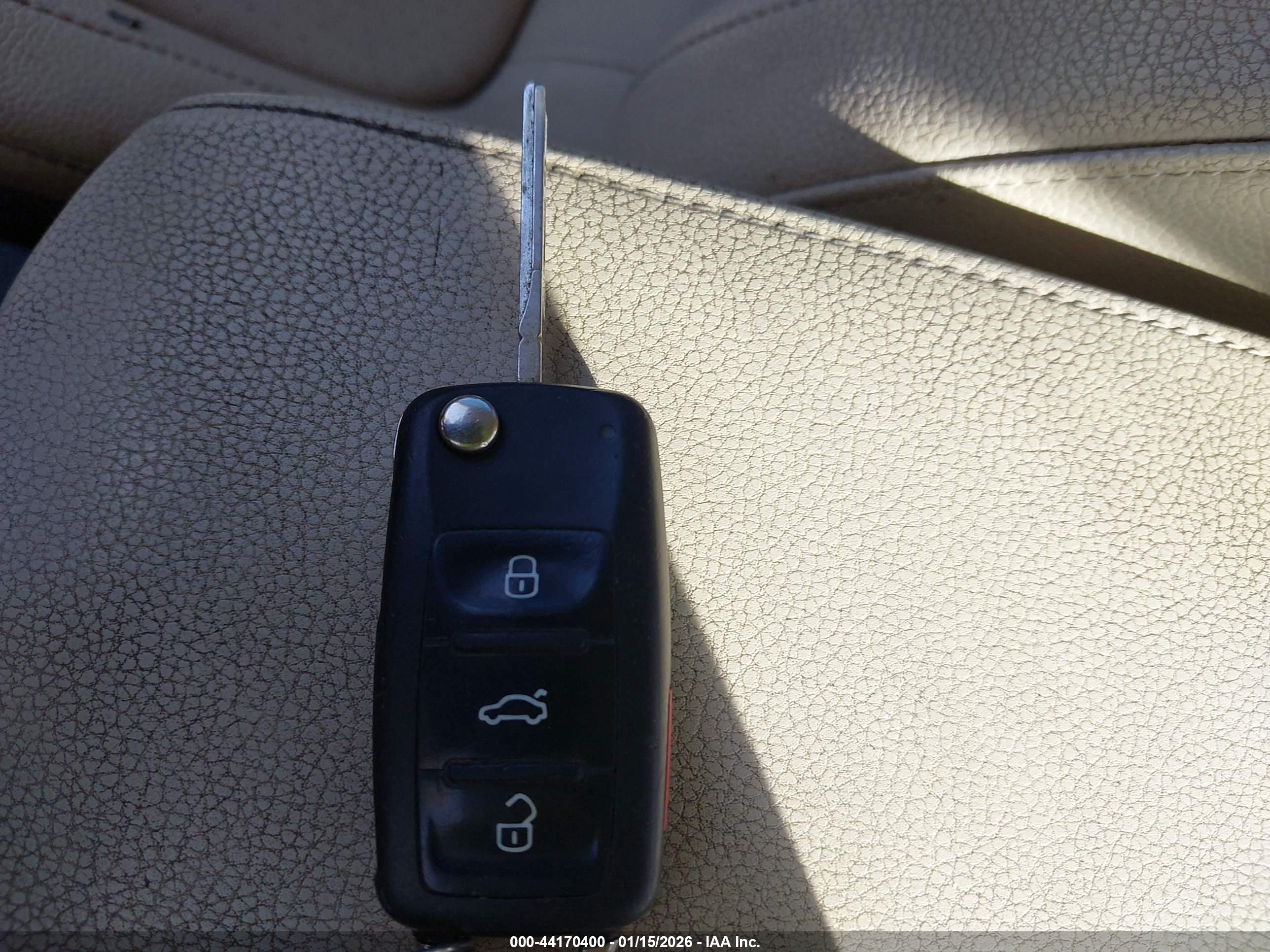 VOLKSWAGEN JETTA image 11