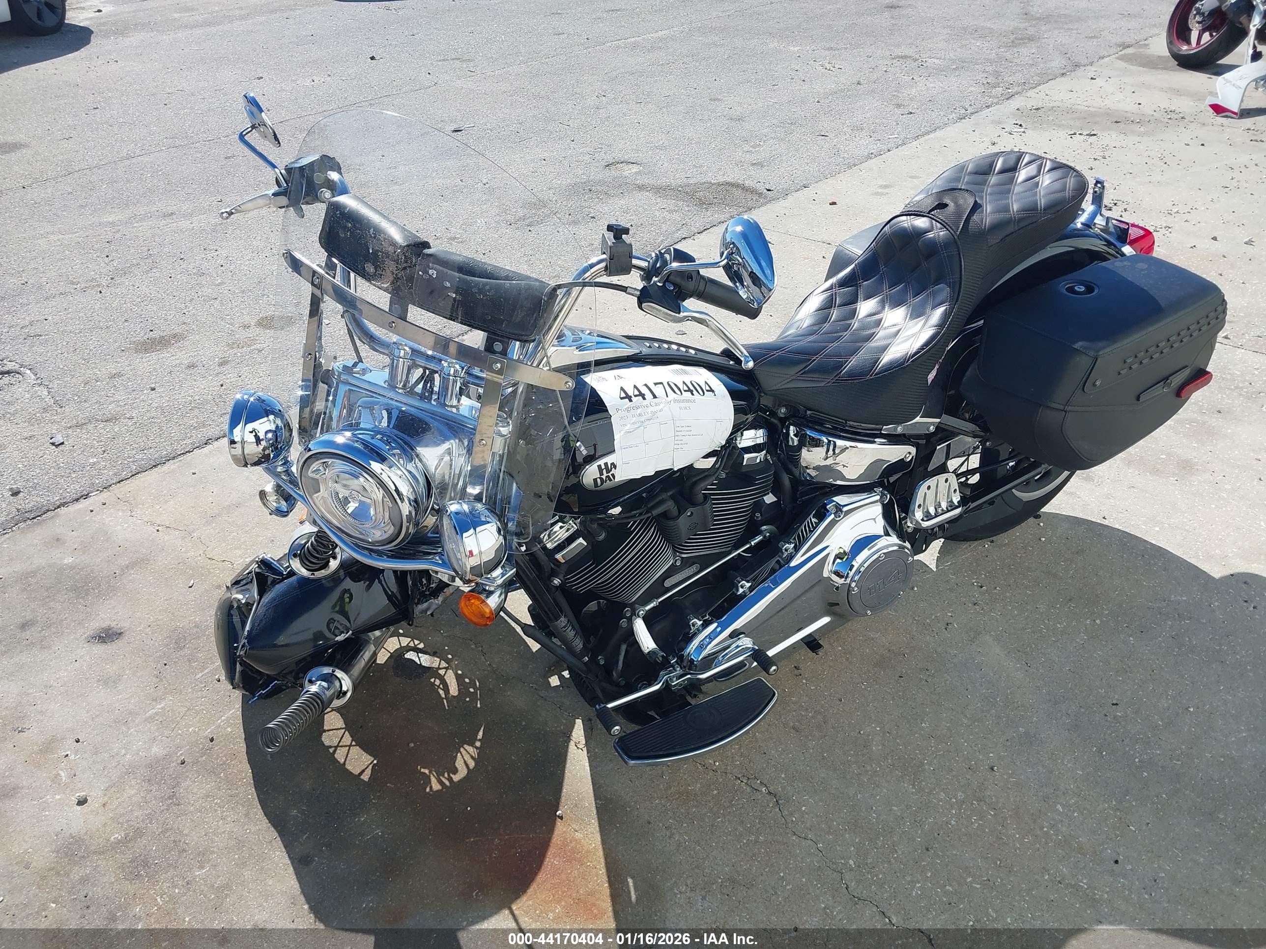 HARLEY-DAVIDSON FLHCS image 2