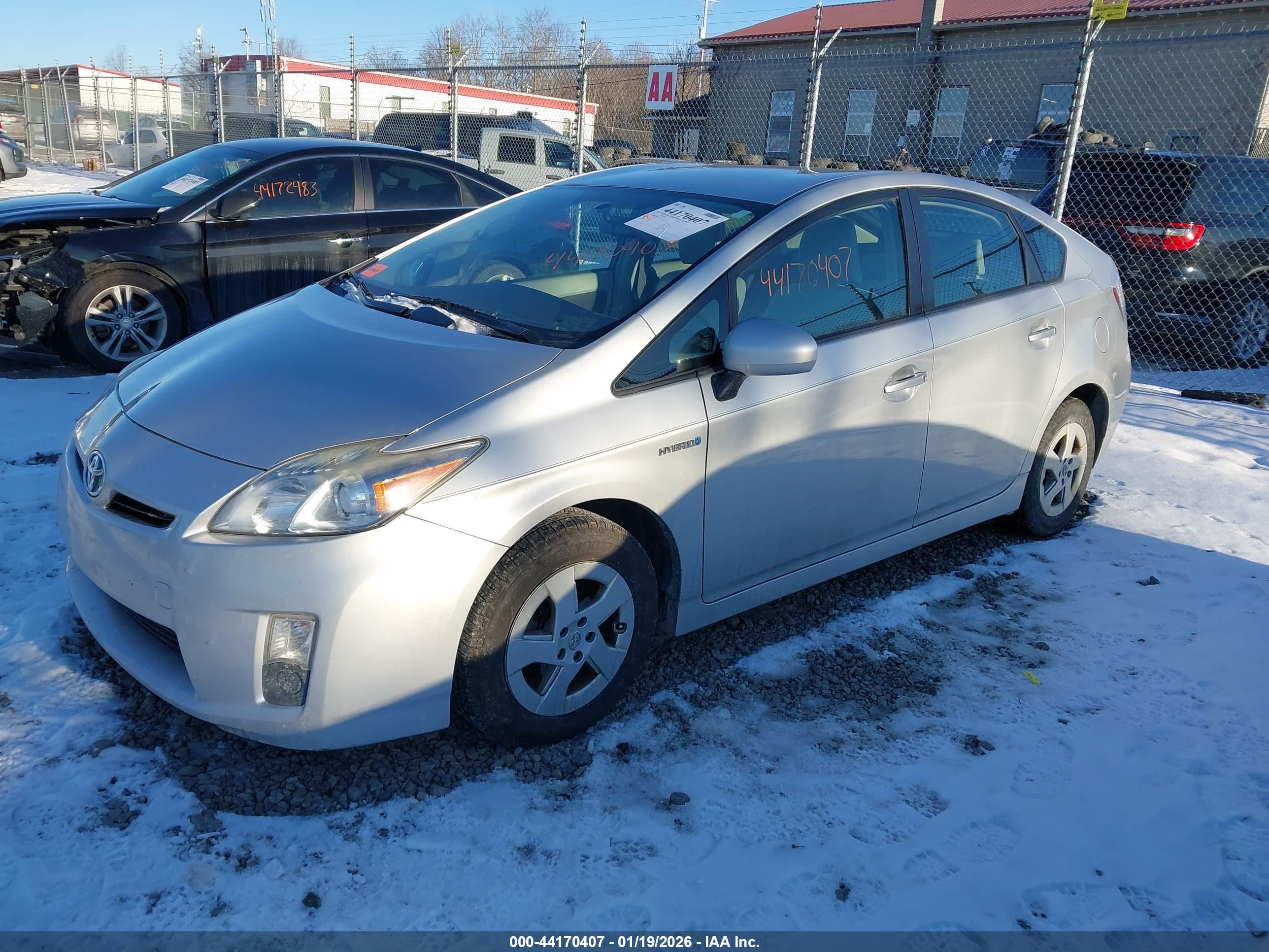 TOYOTA PRIUS image 2
