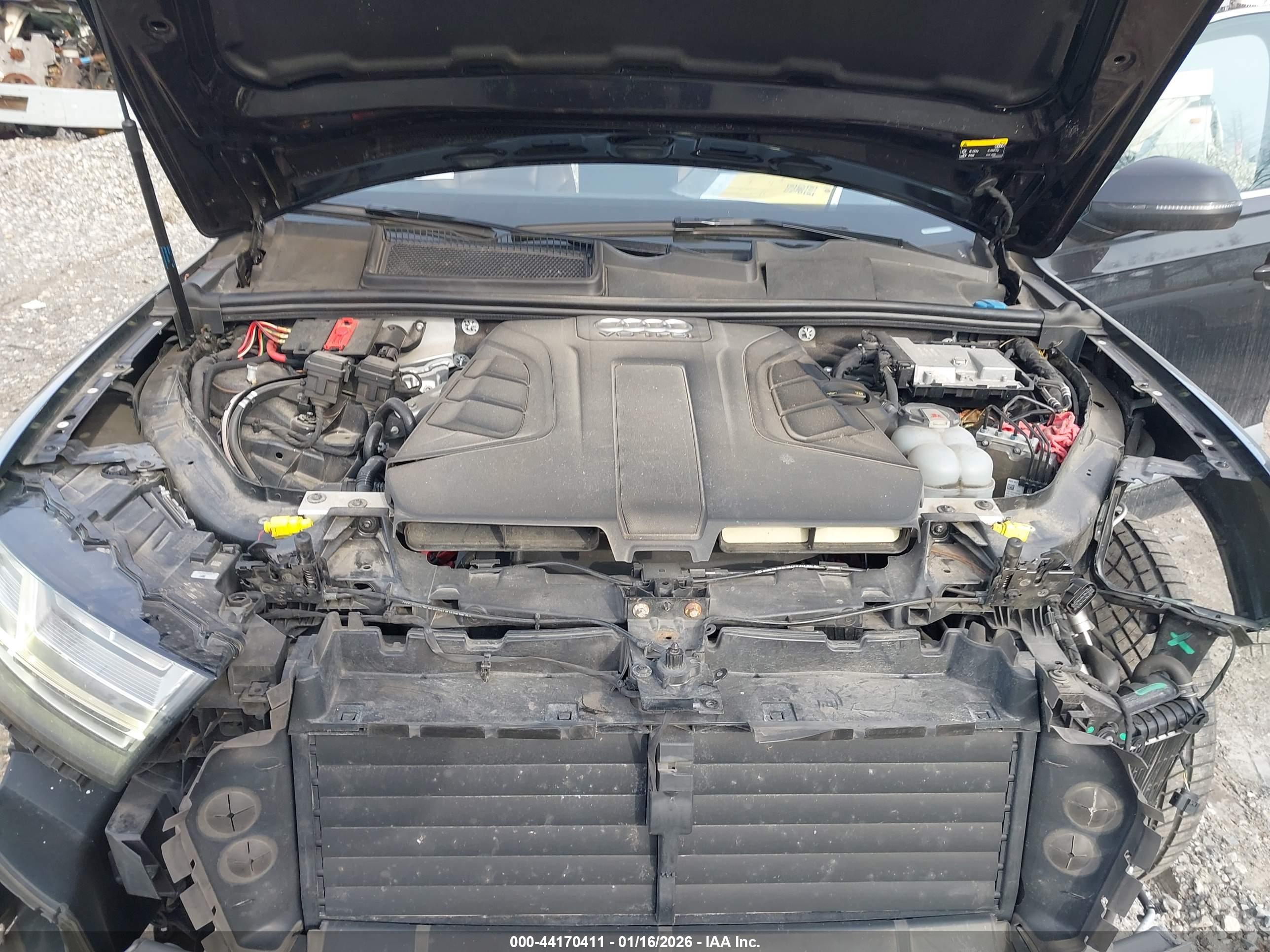 AUDI Q7 image 10
