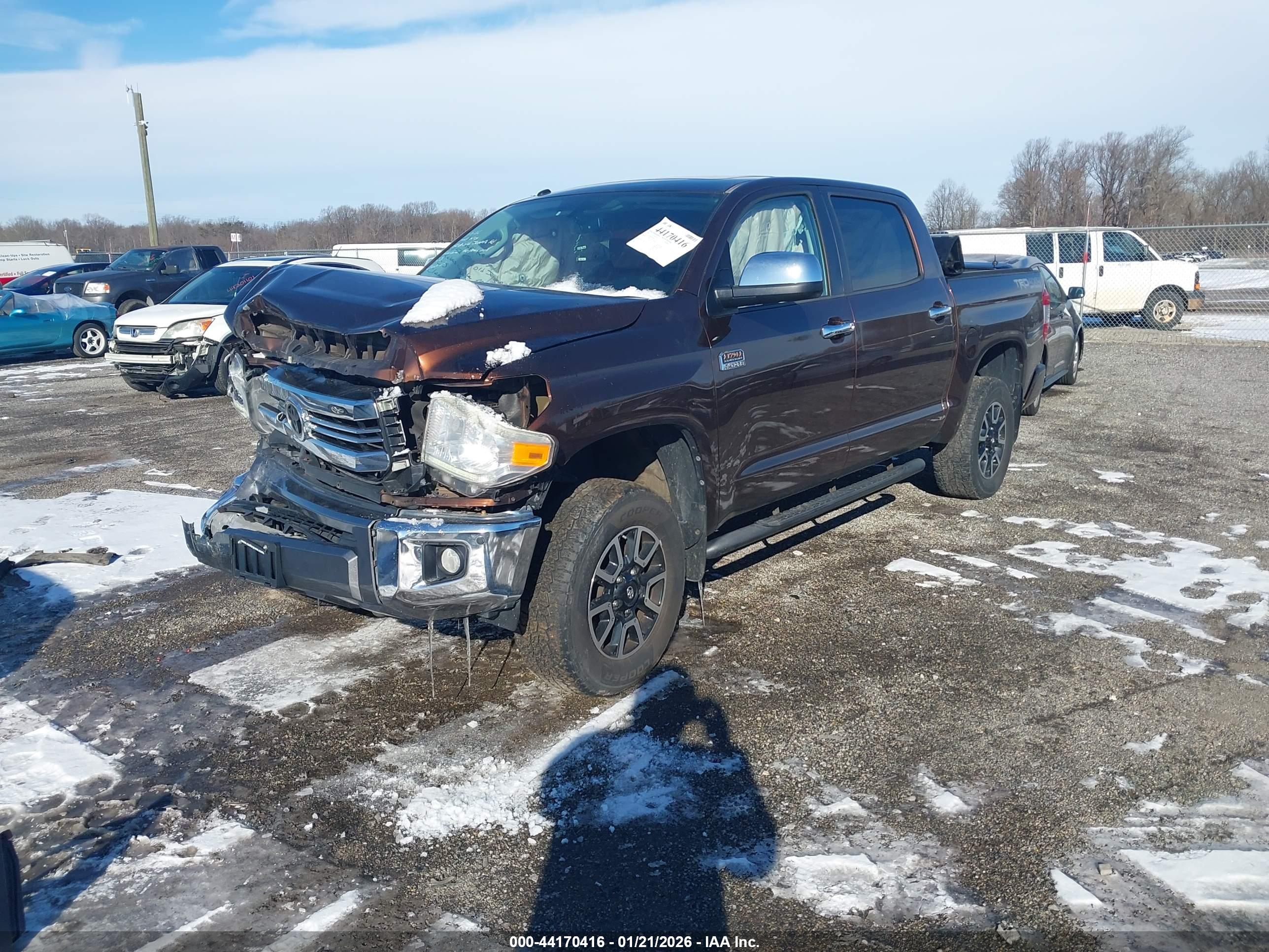 TOYOTA TUNDRA image 2