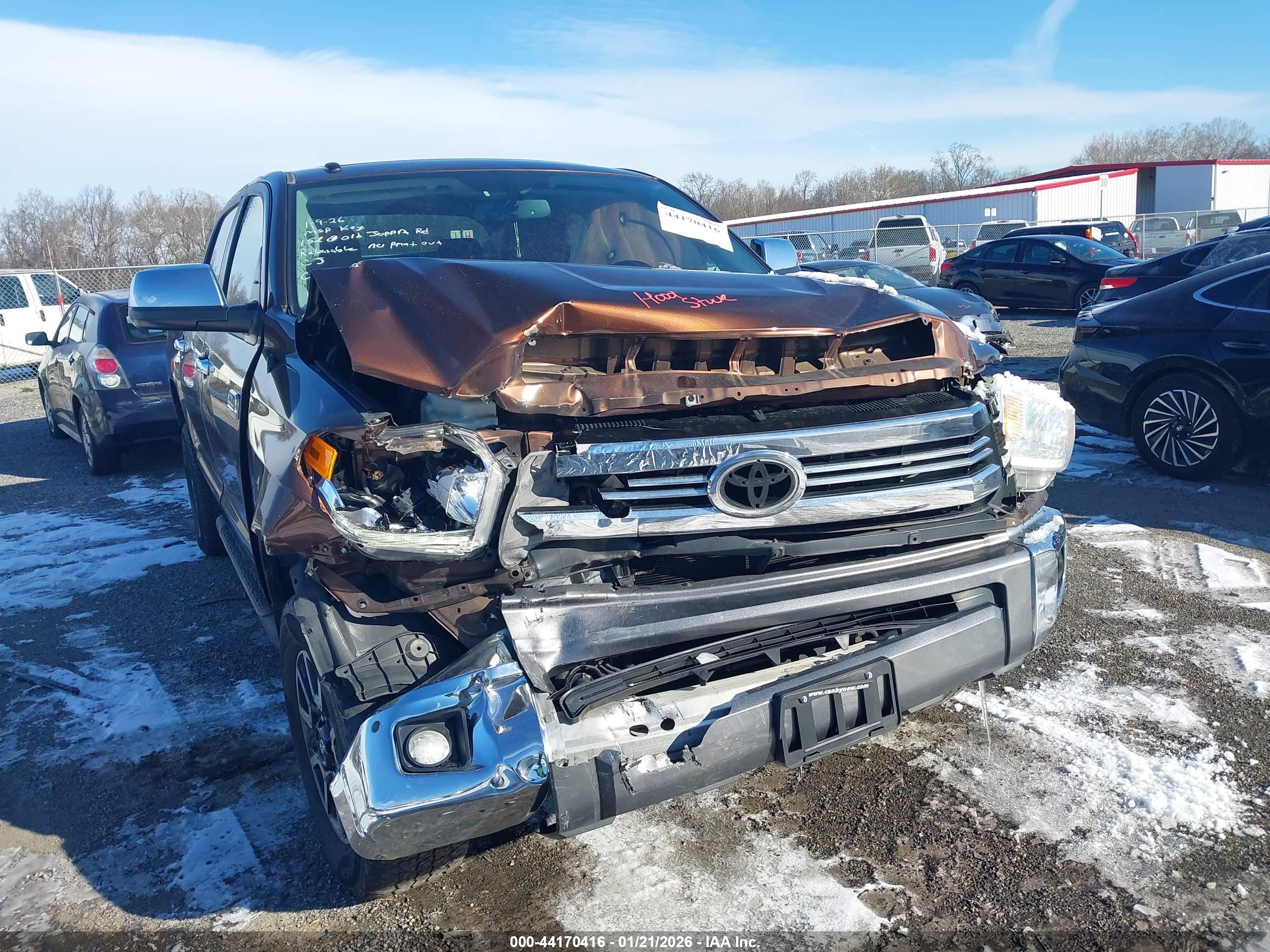 TOYOTA TUNDRA image 6