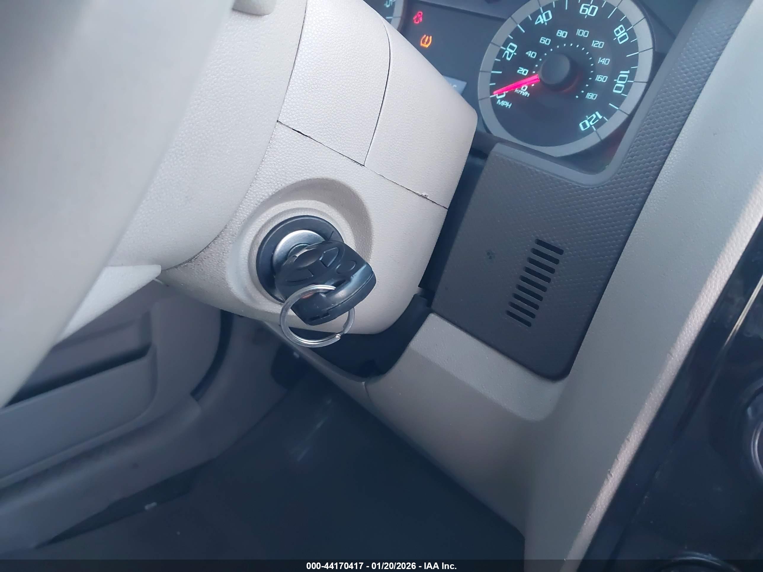 FORD ESCAPE image 11