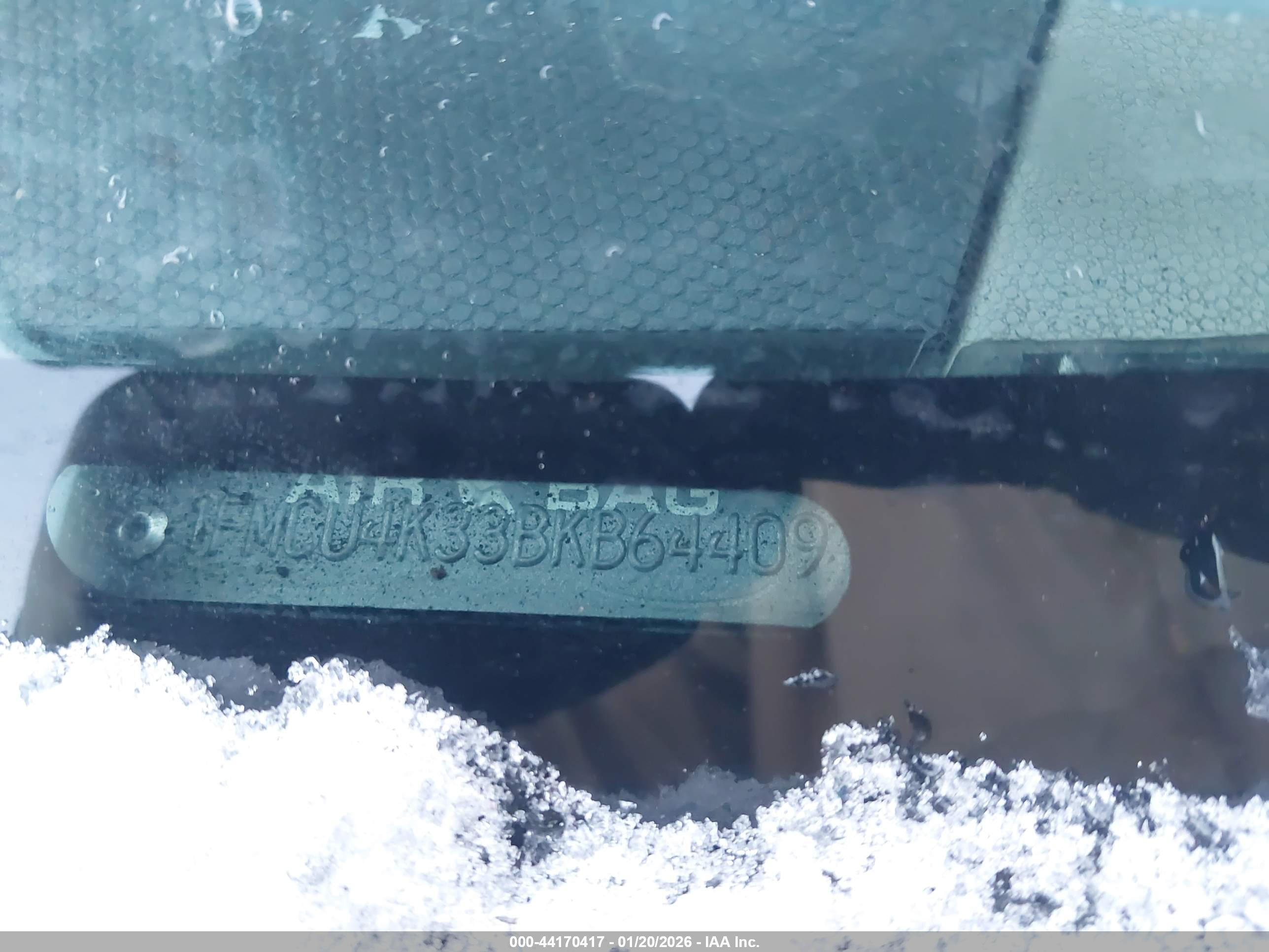 FORD ESCAPE image 9