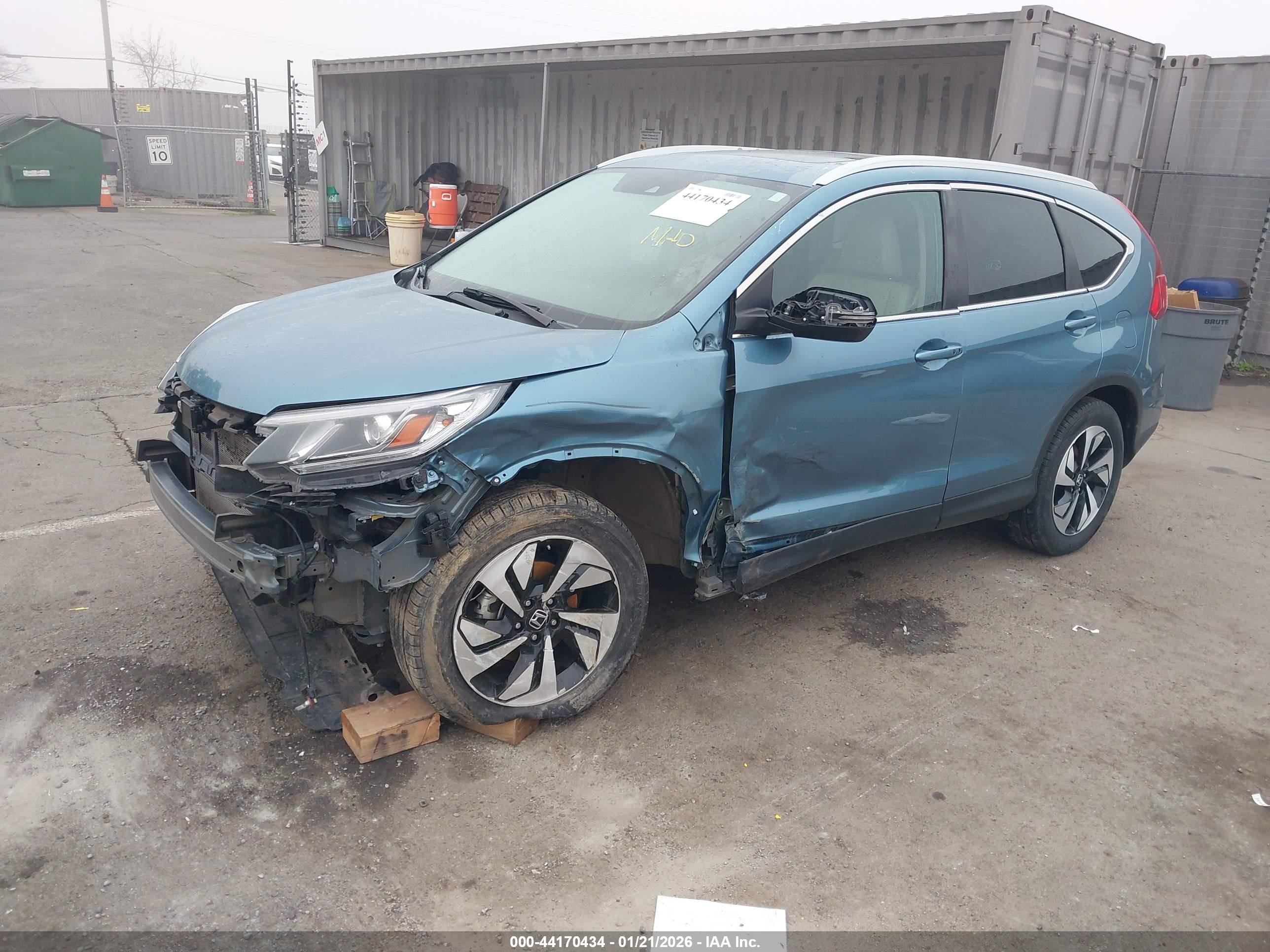 HONDA CR-V image 2