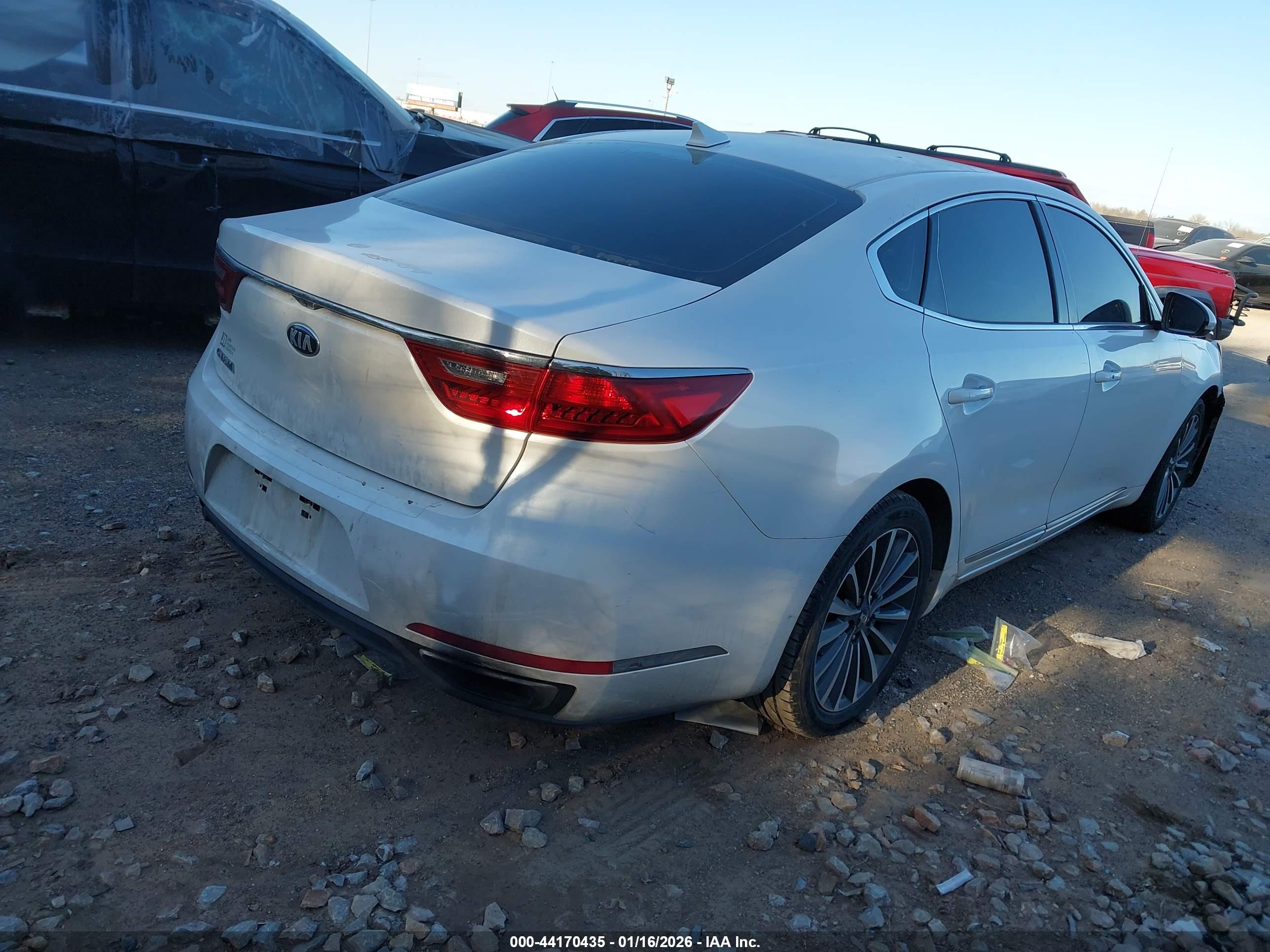 KIA CADENZA image 4