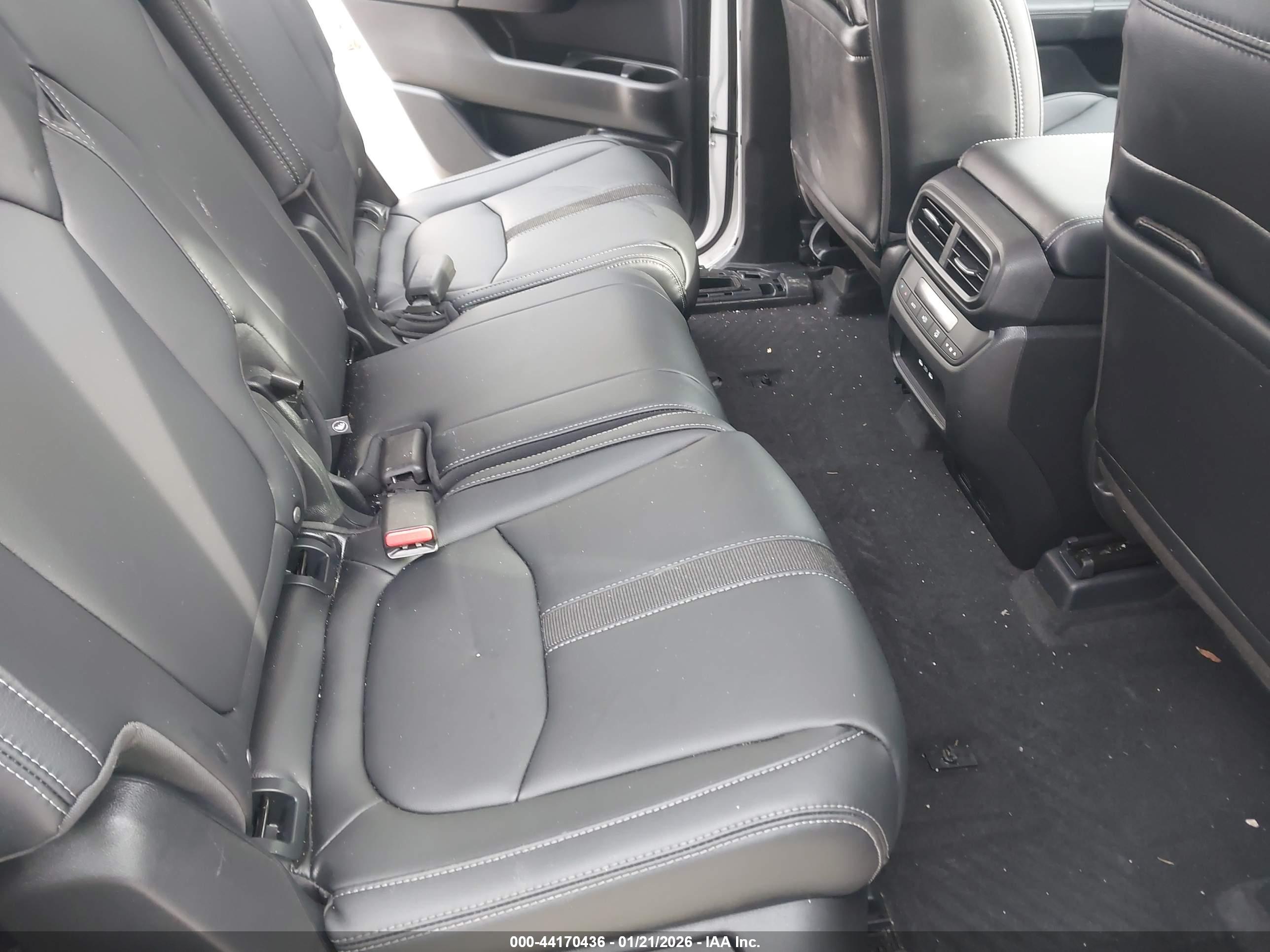 HONDA PILOT image 8