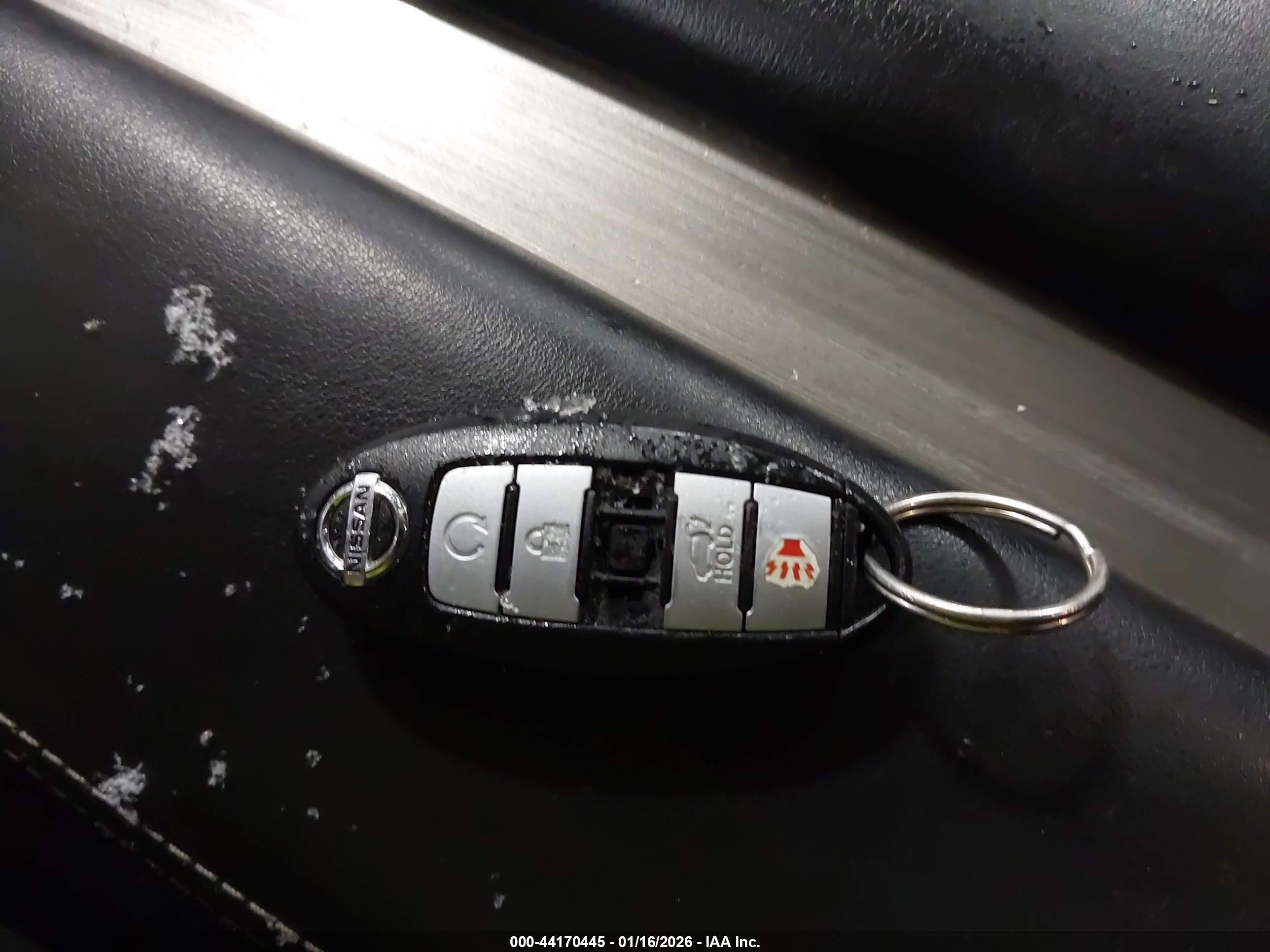 NISSAN MURANO image 11