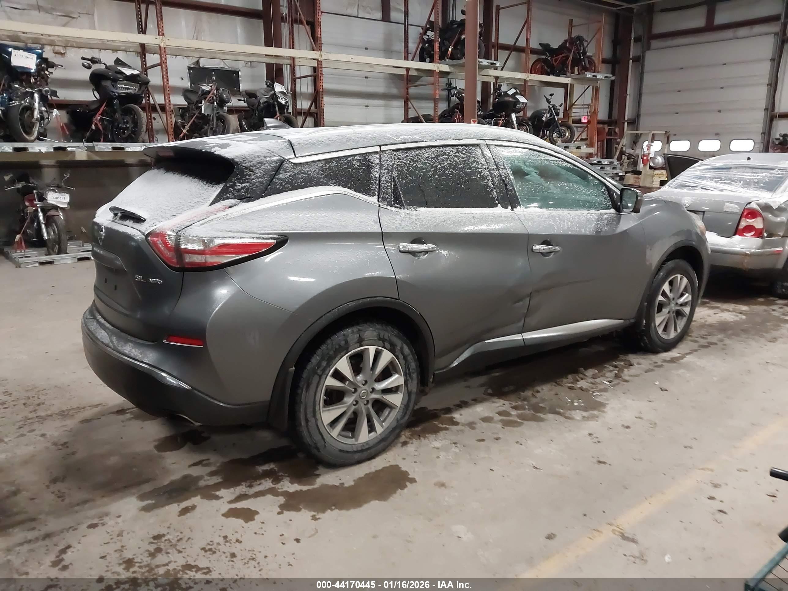 NISSAN MURANO image 4