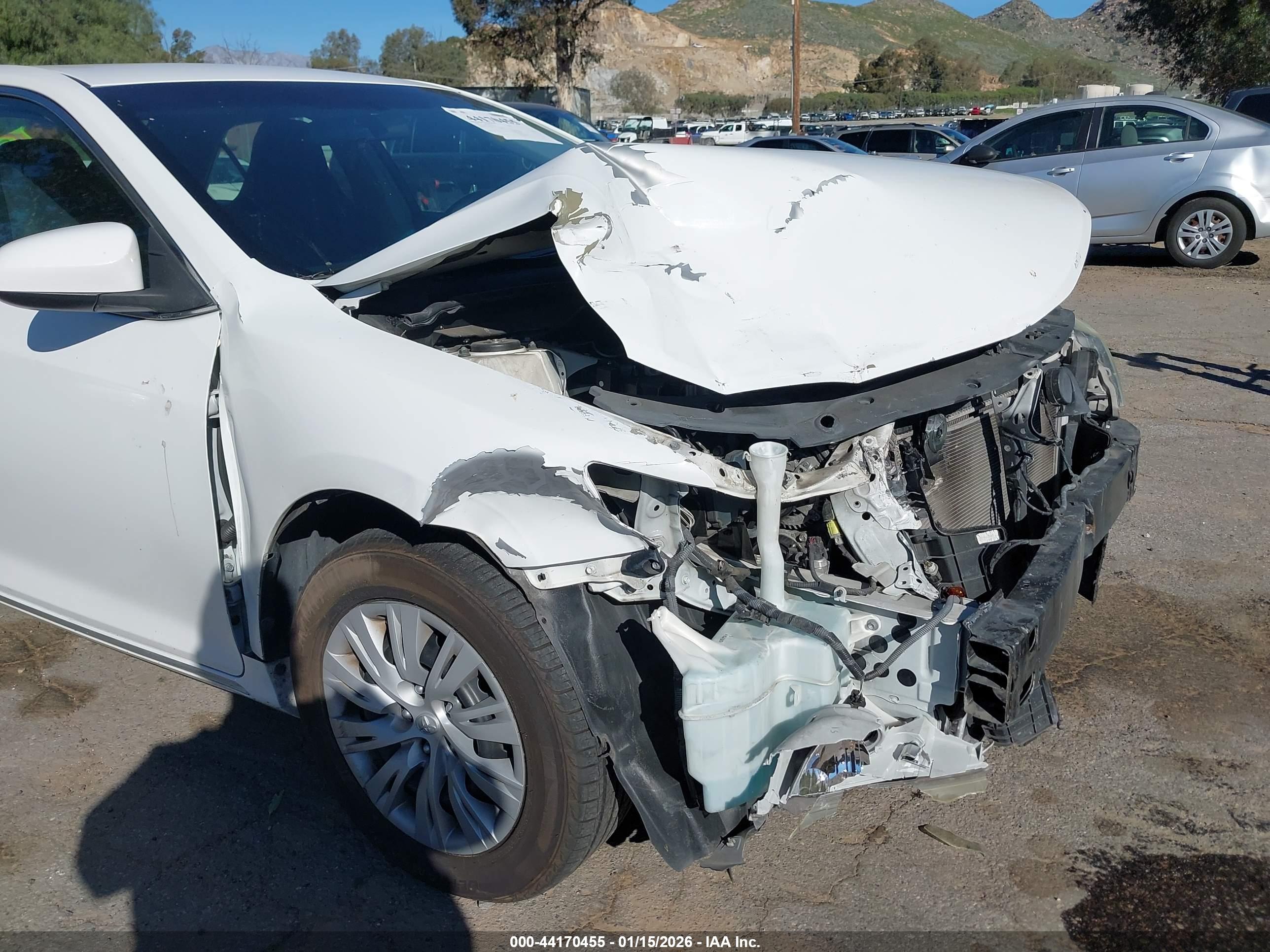TOYOTA CAMRY image 6