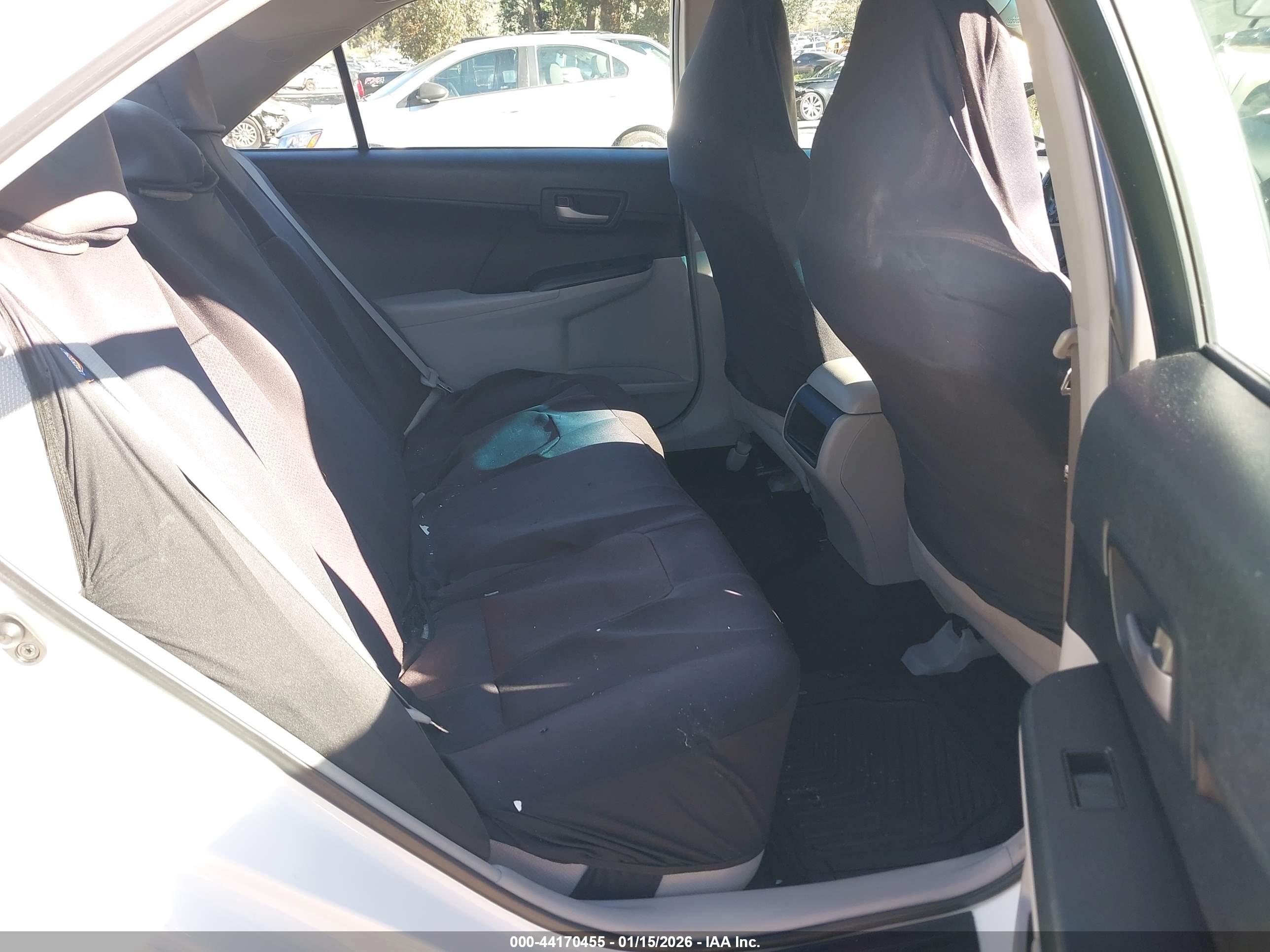 TOYOTA CAMRY image 8