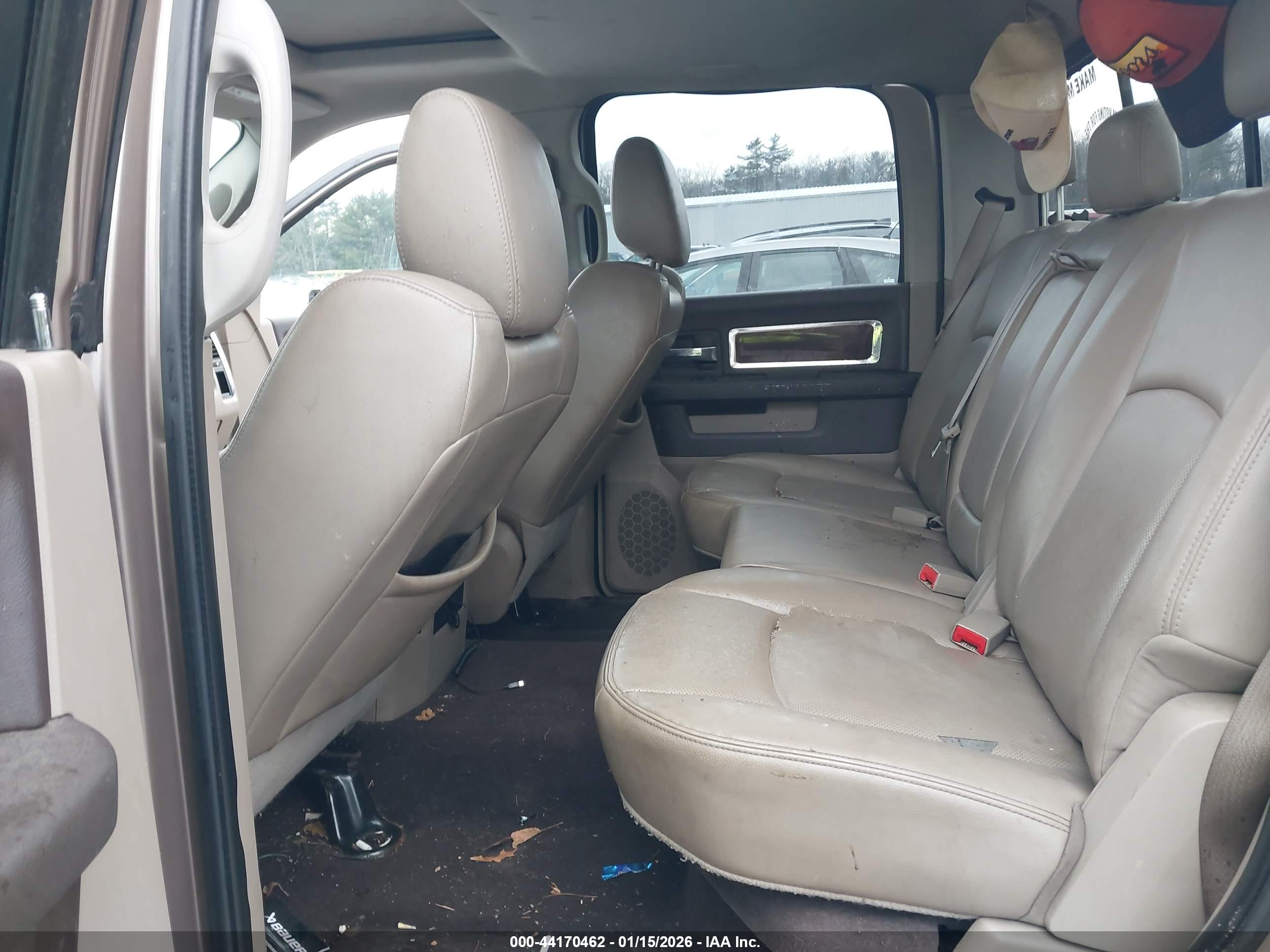 DODGE RAM image 8