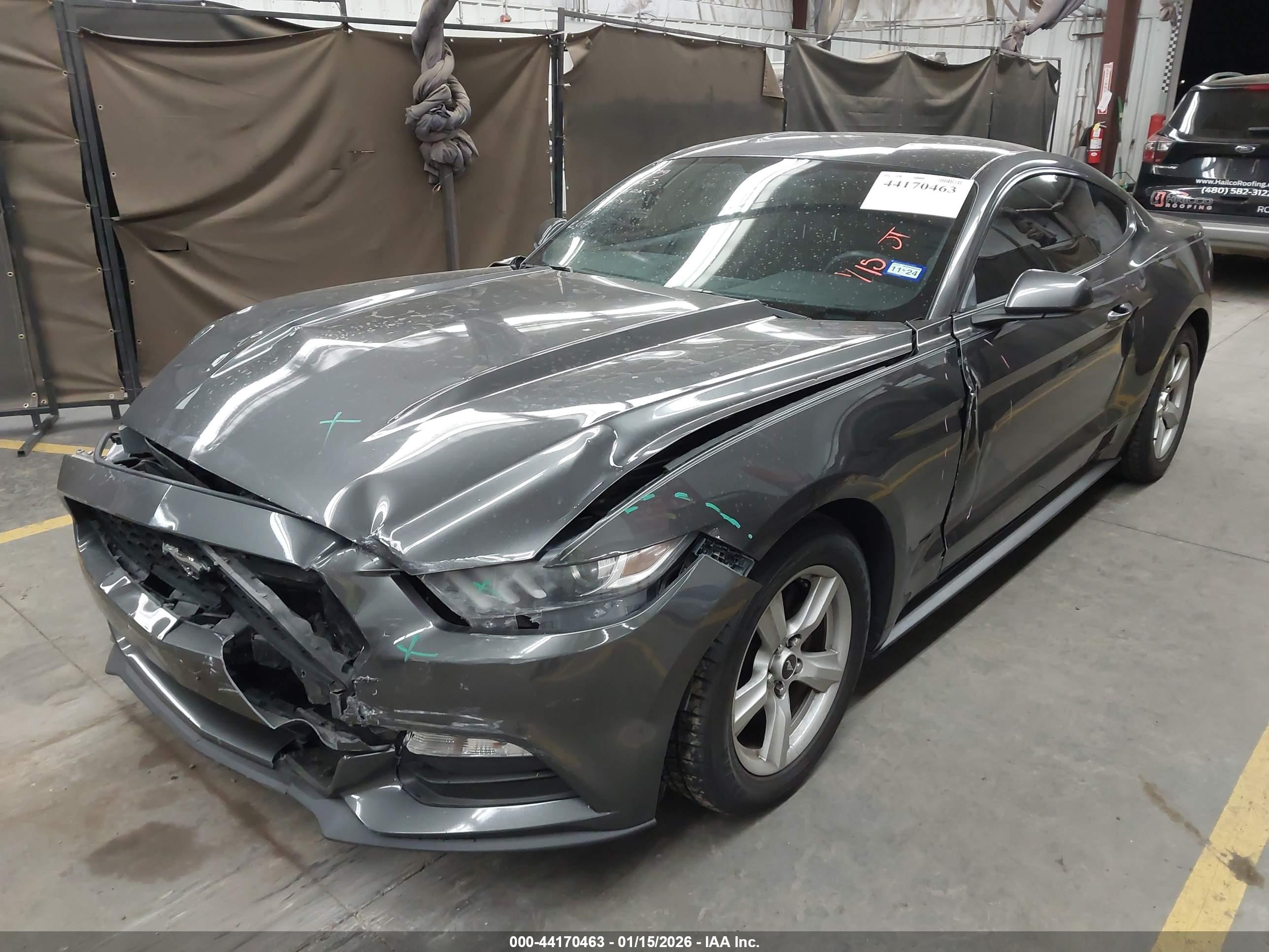 FORD MUSTANG image 2