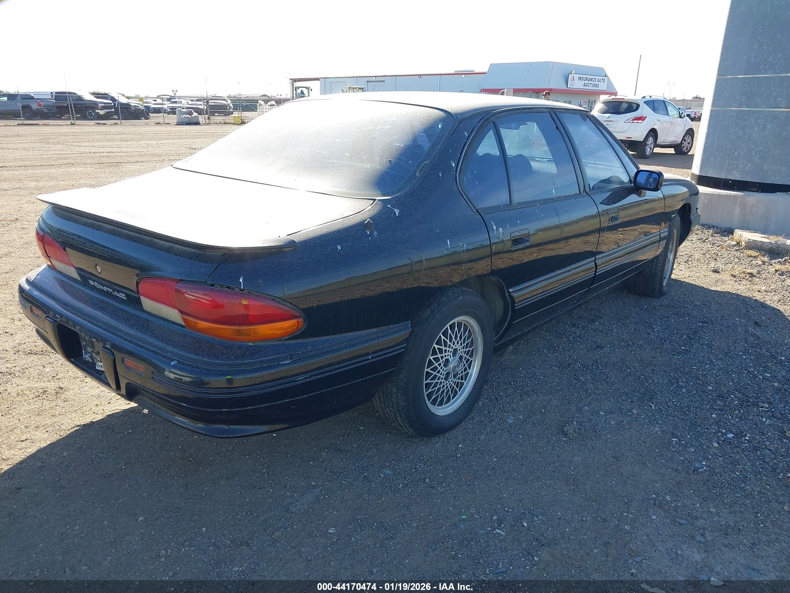 PONTIAC BONNEVILLE image 4