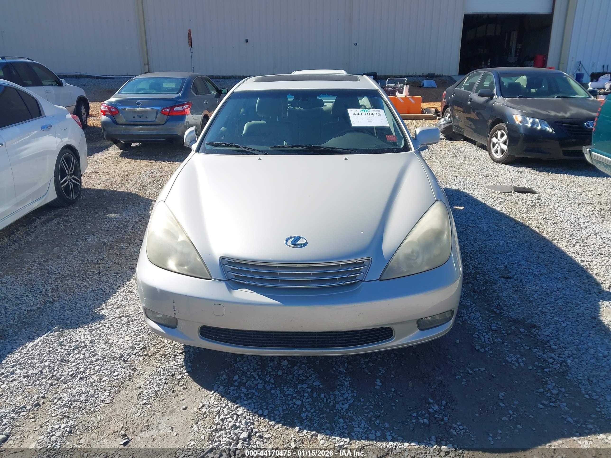 LEXUS ES image 6