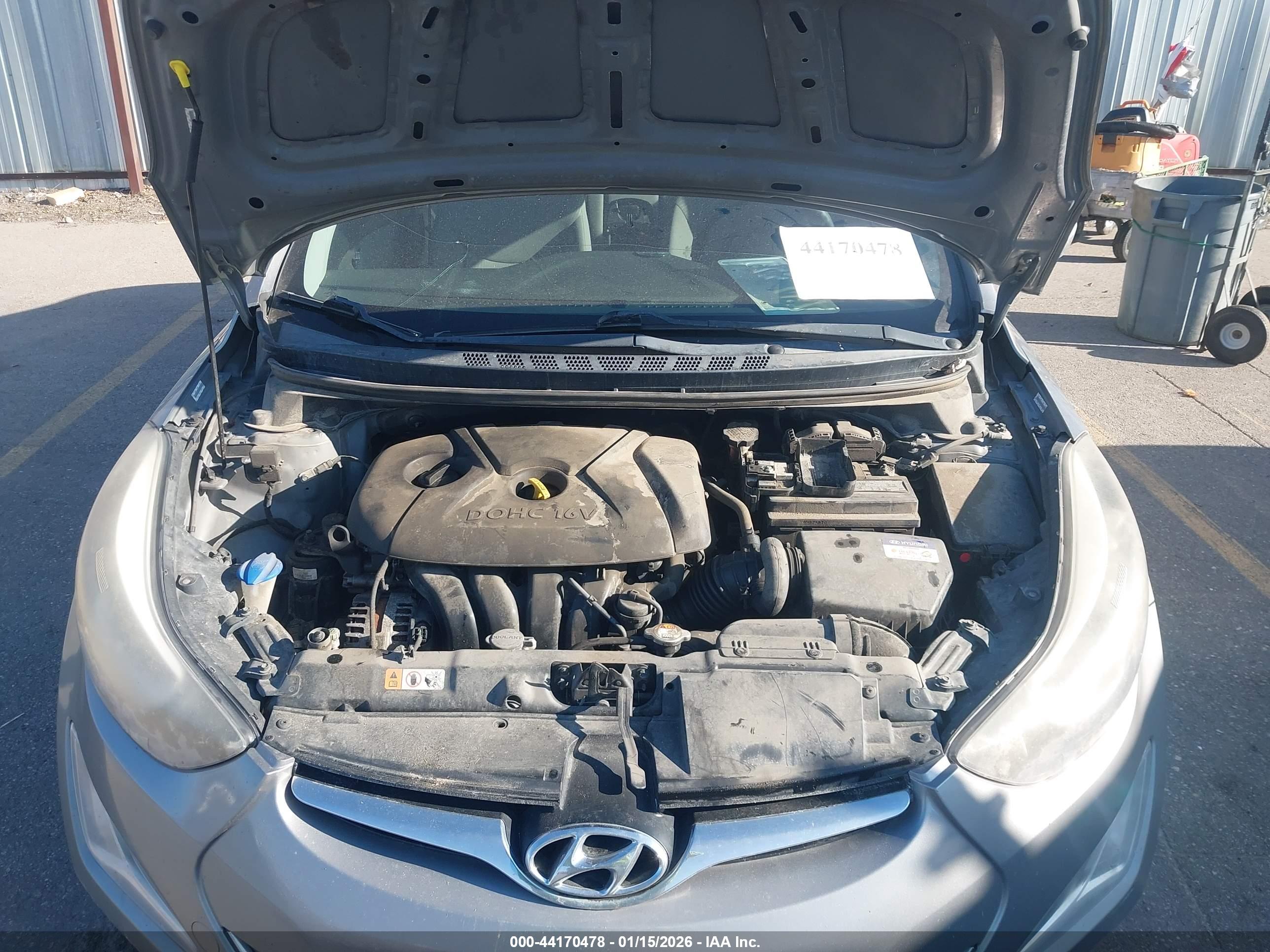 HYUNDAI ELANTRA image 10