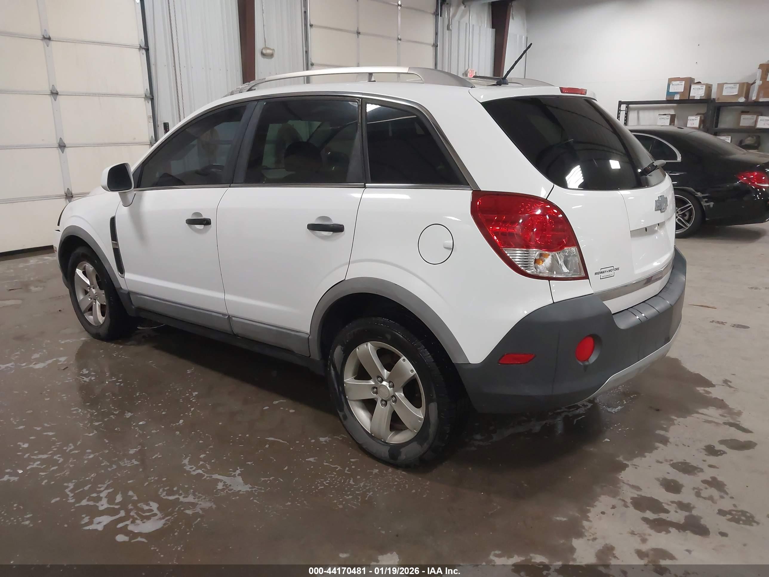 CHEVROLET CAPTIVA image 3