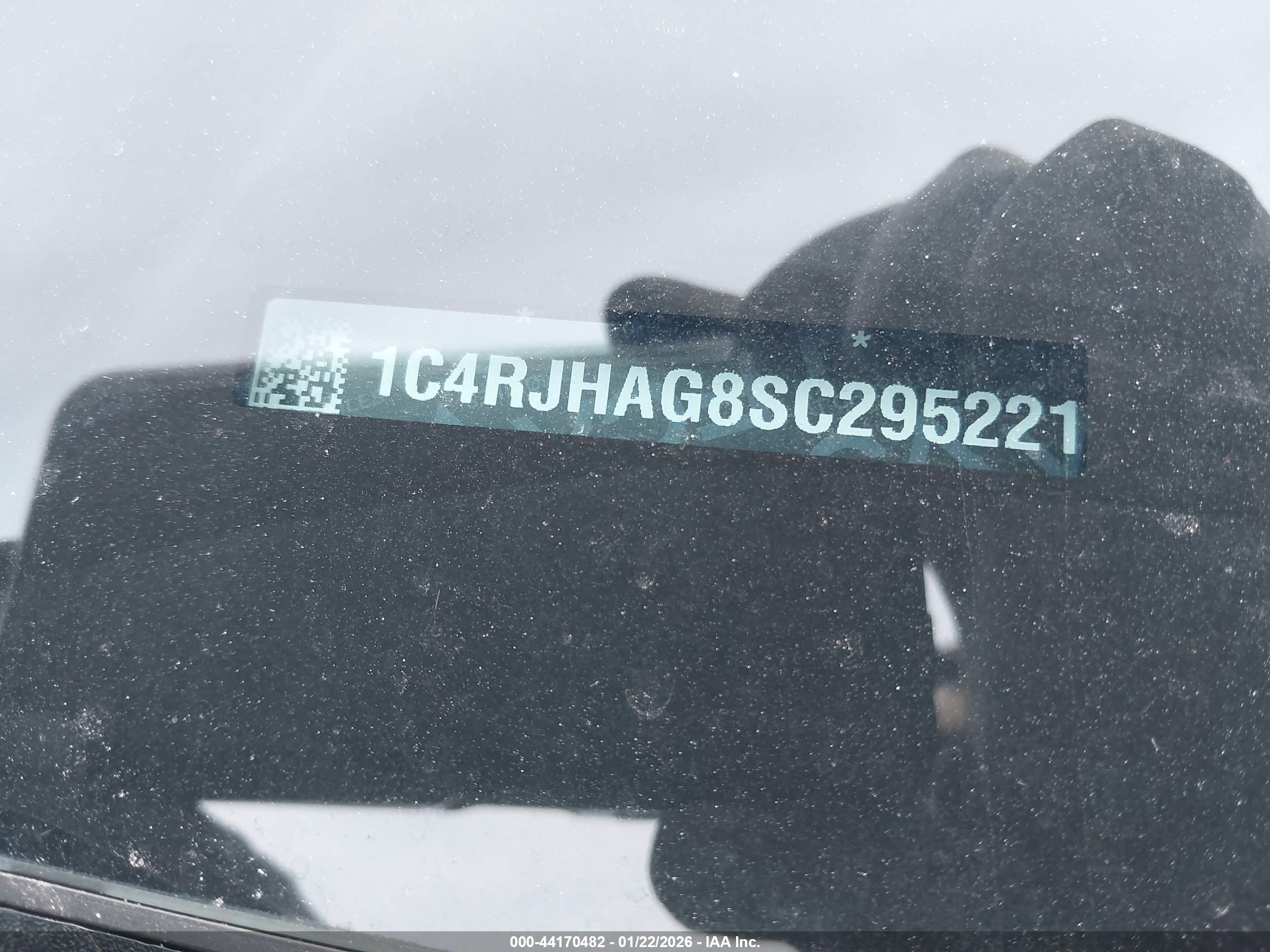 JEEP GRAND image 9
