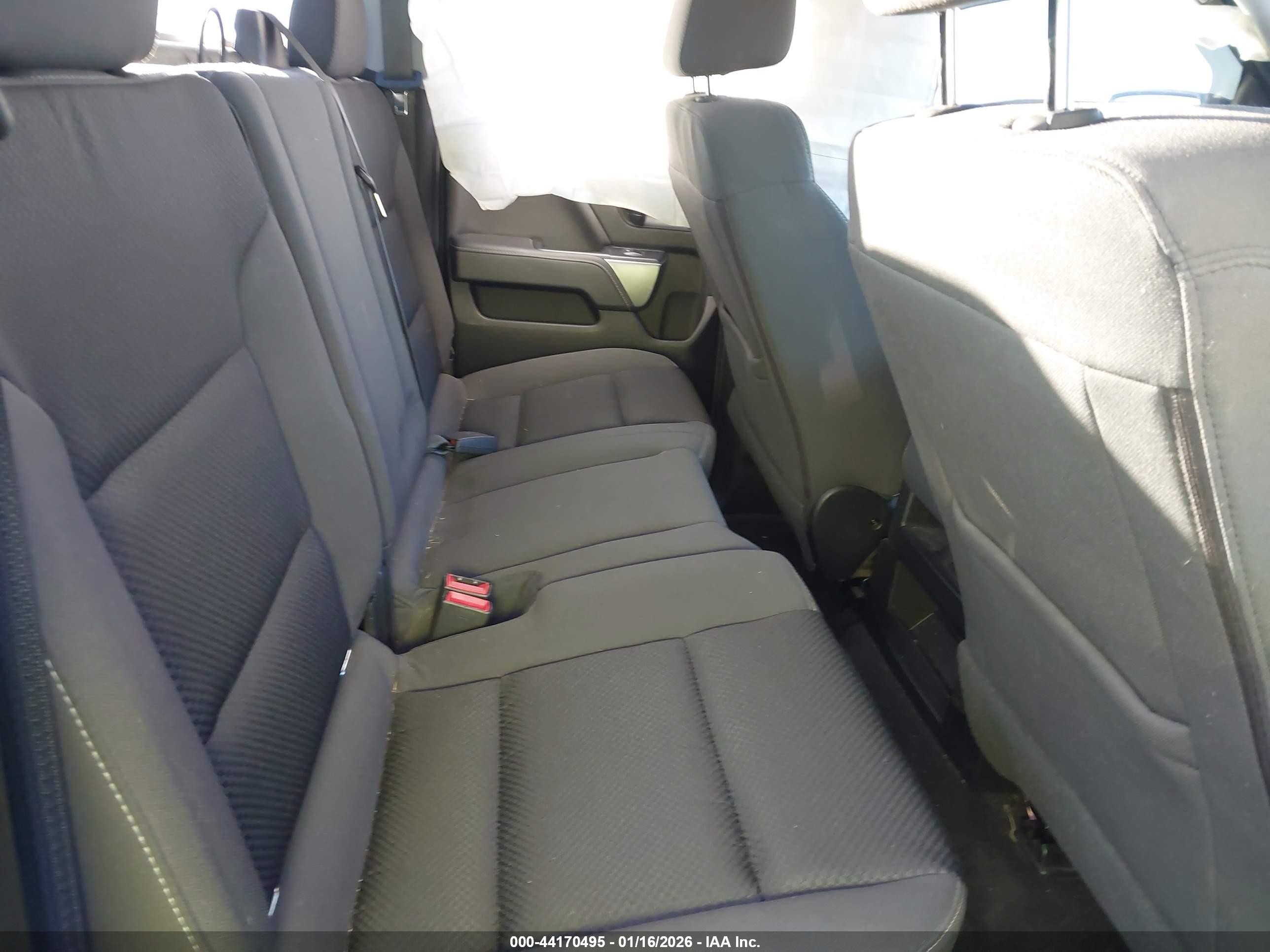 CHEVROLET SILVERADO image 8
