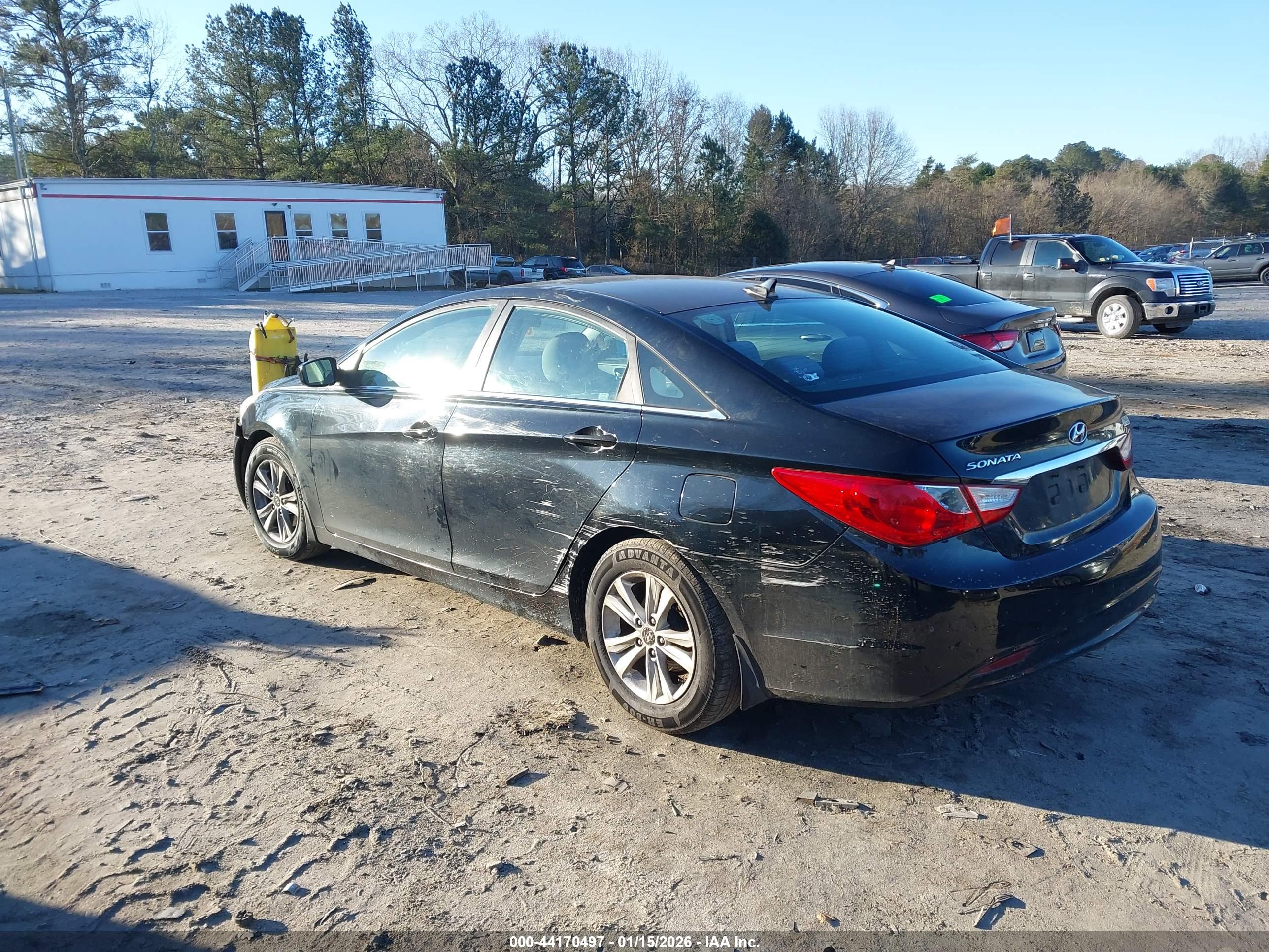 HYUNDAI SONATA image 3