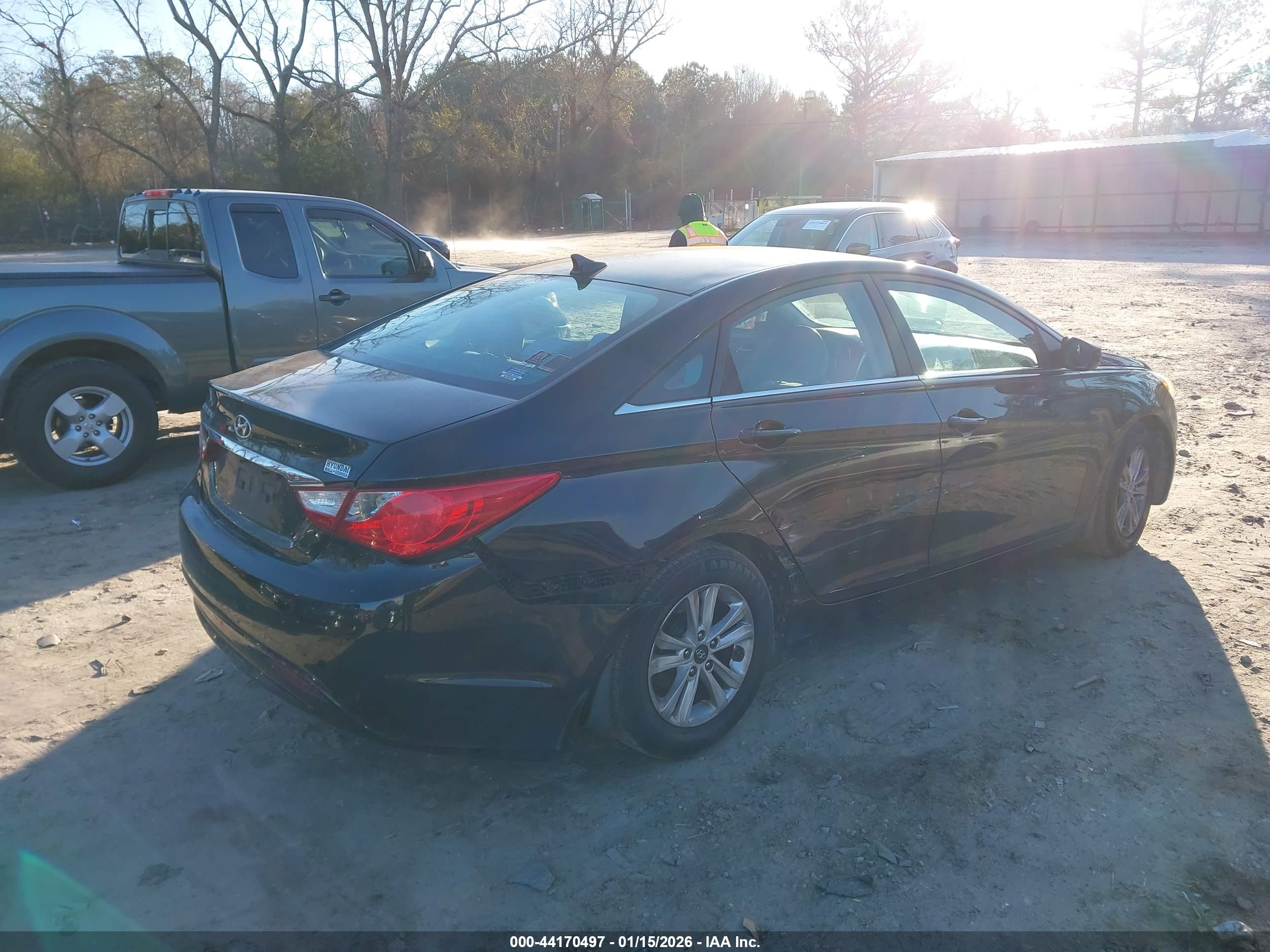 HYUNDAI SONATA image 4