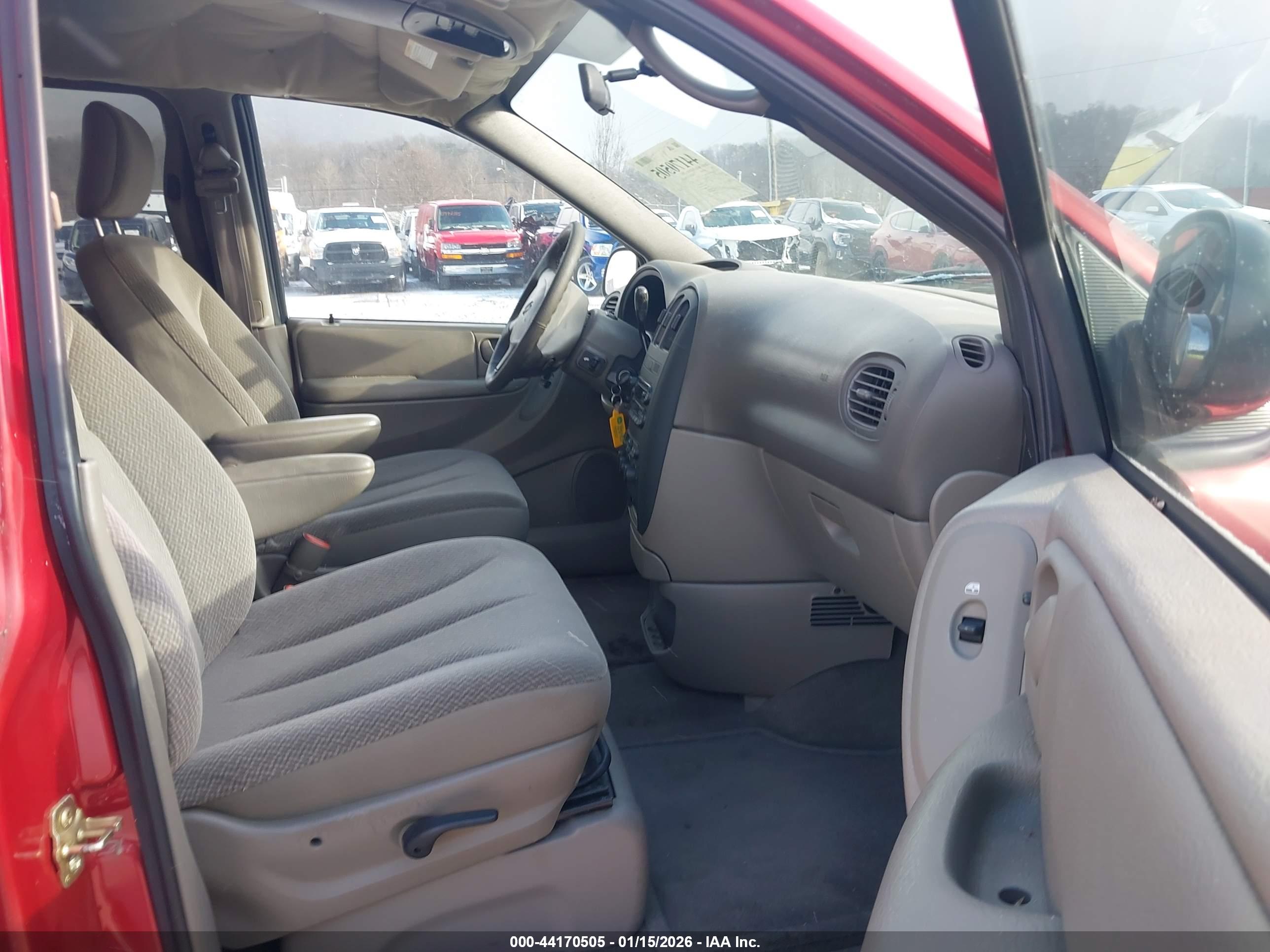 DODGE GRAND image 5