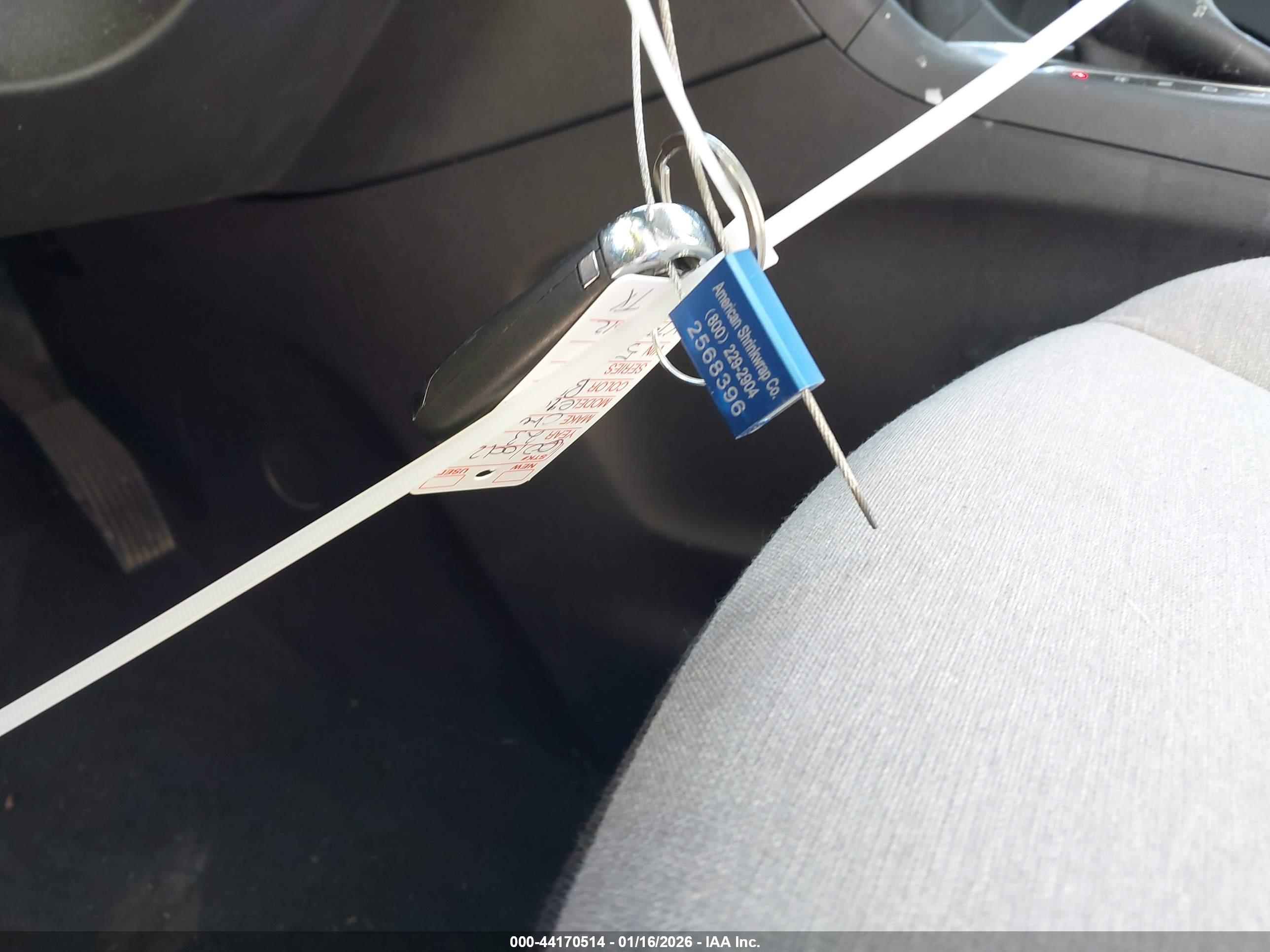 CHEVROLET EQUINOX image 11
