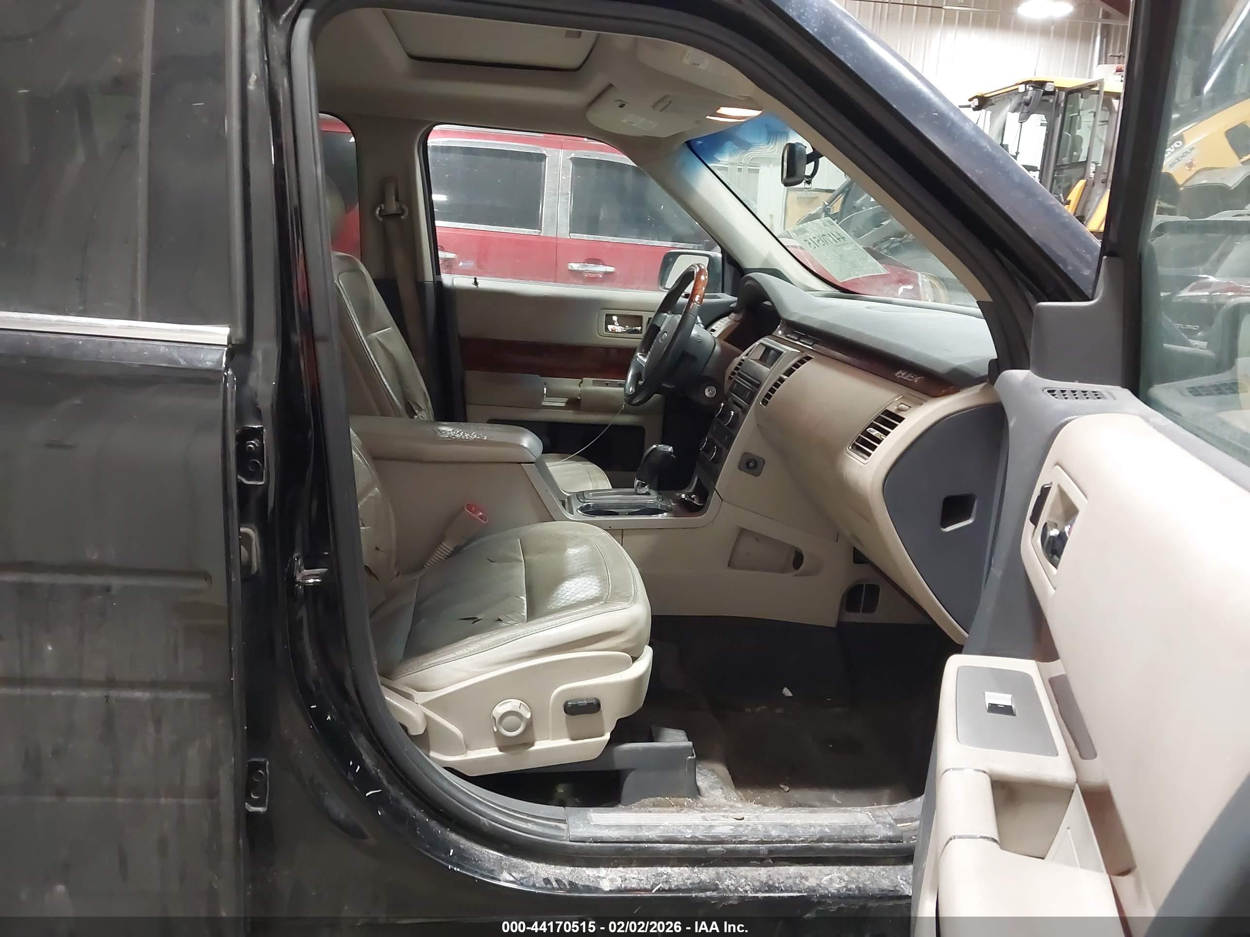 FORD FLEX image 5