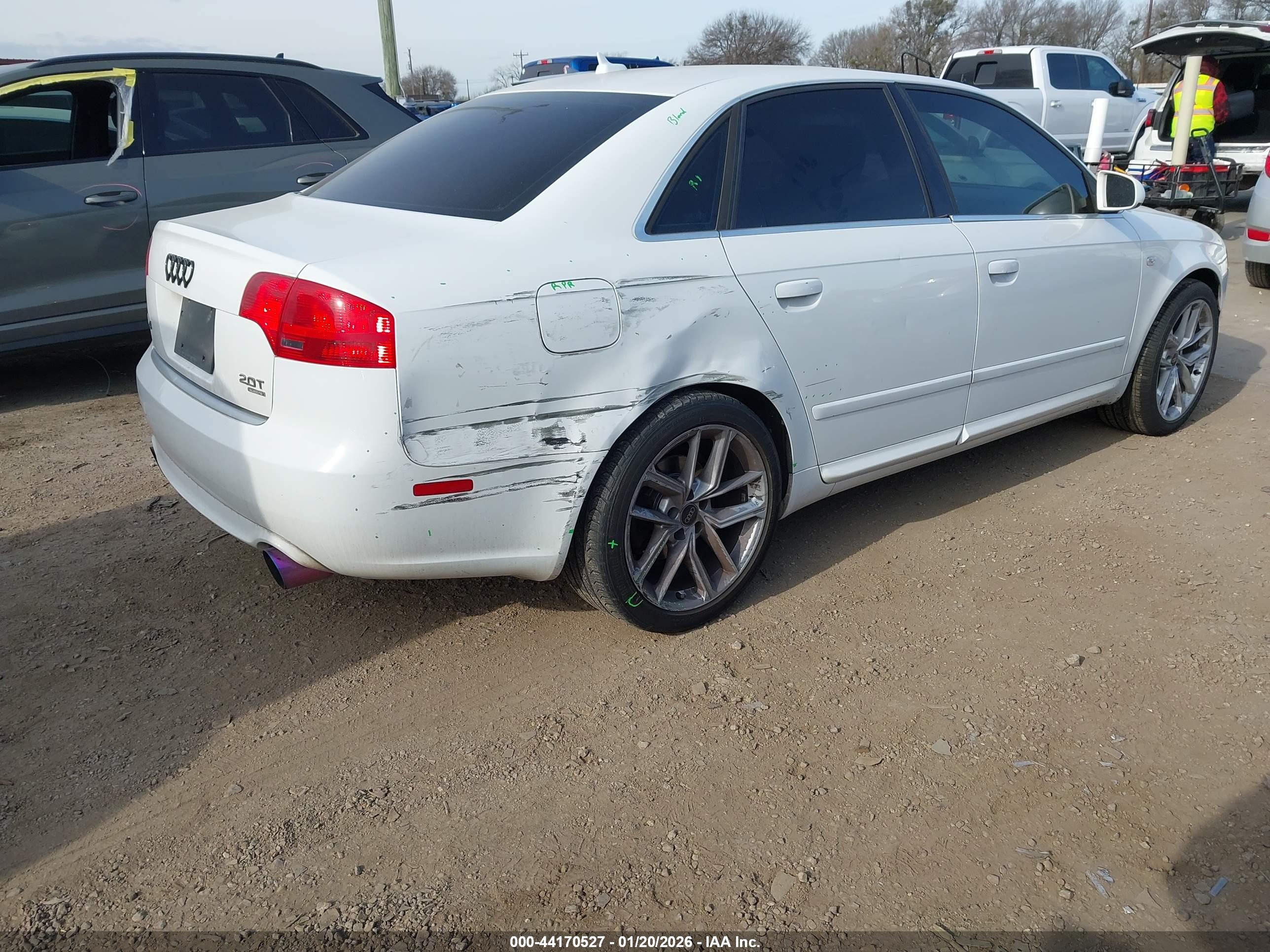 AUDI A4 image 4