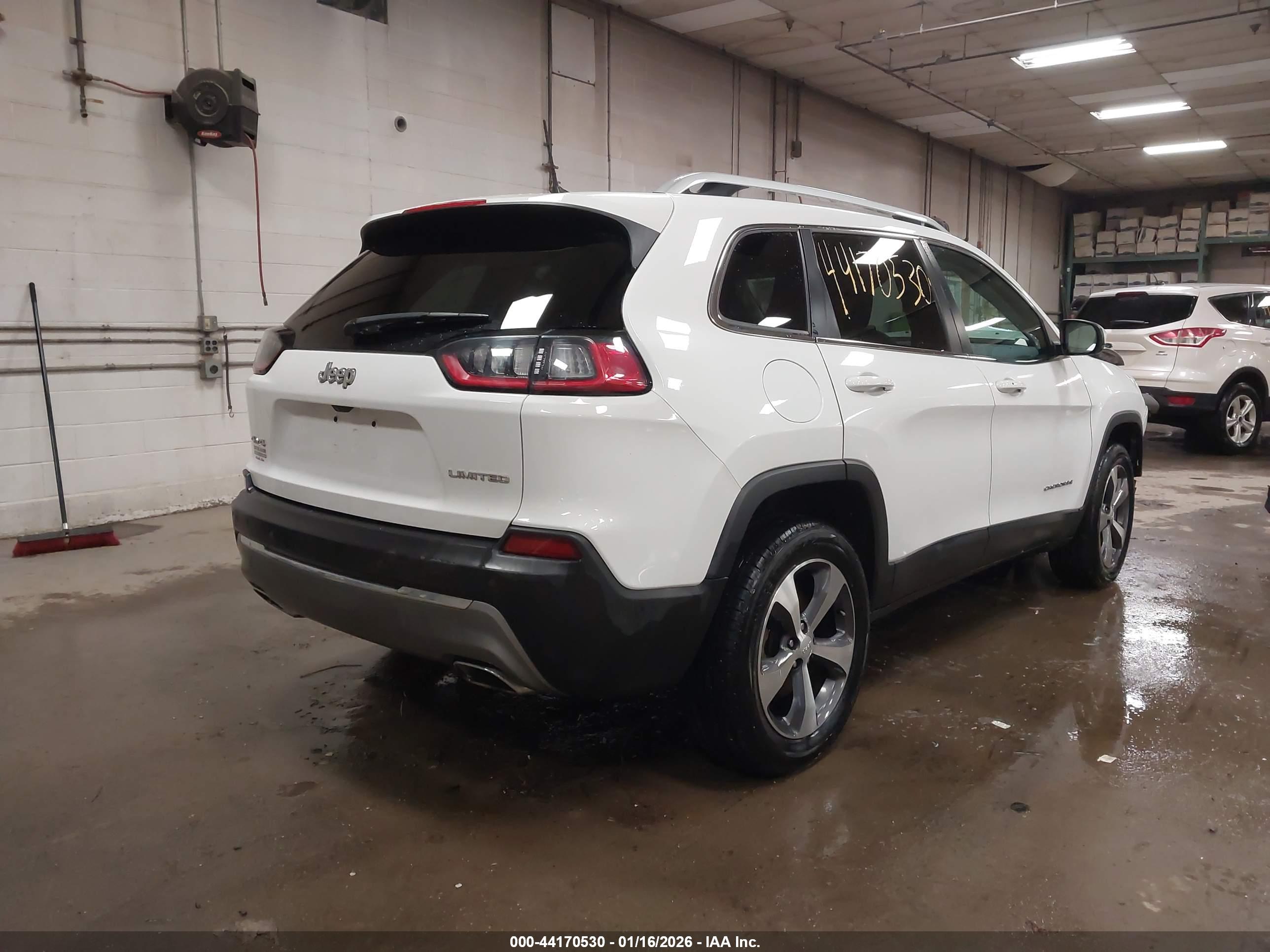 JEEP CHEROKEE image 4