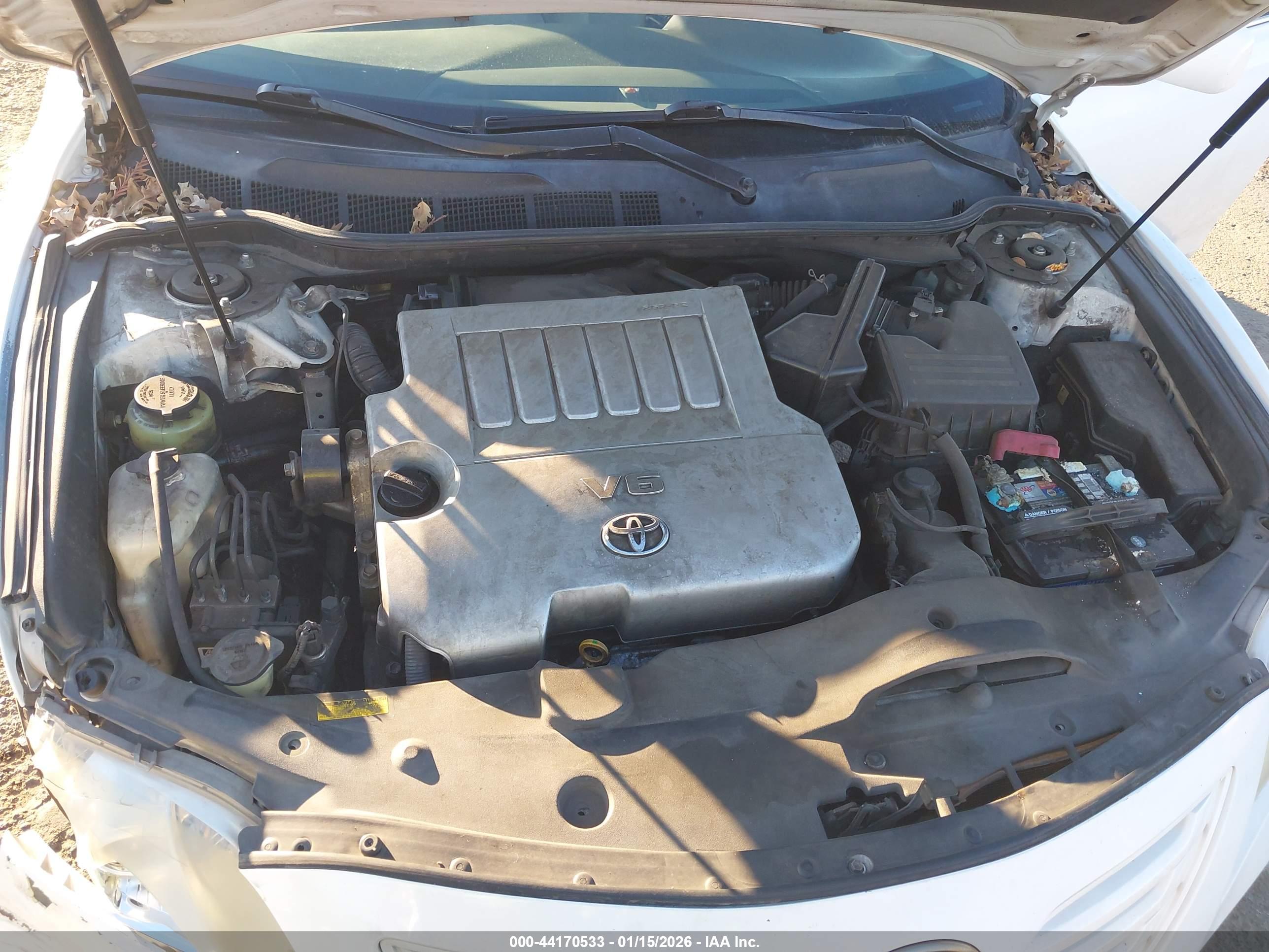 TOYOTA CAMRY image 10