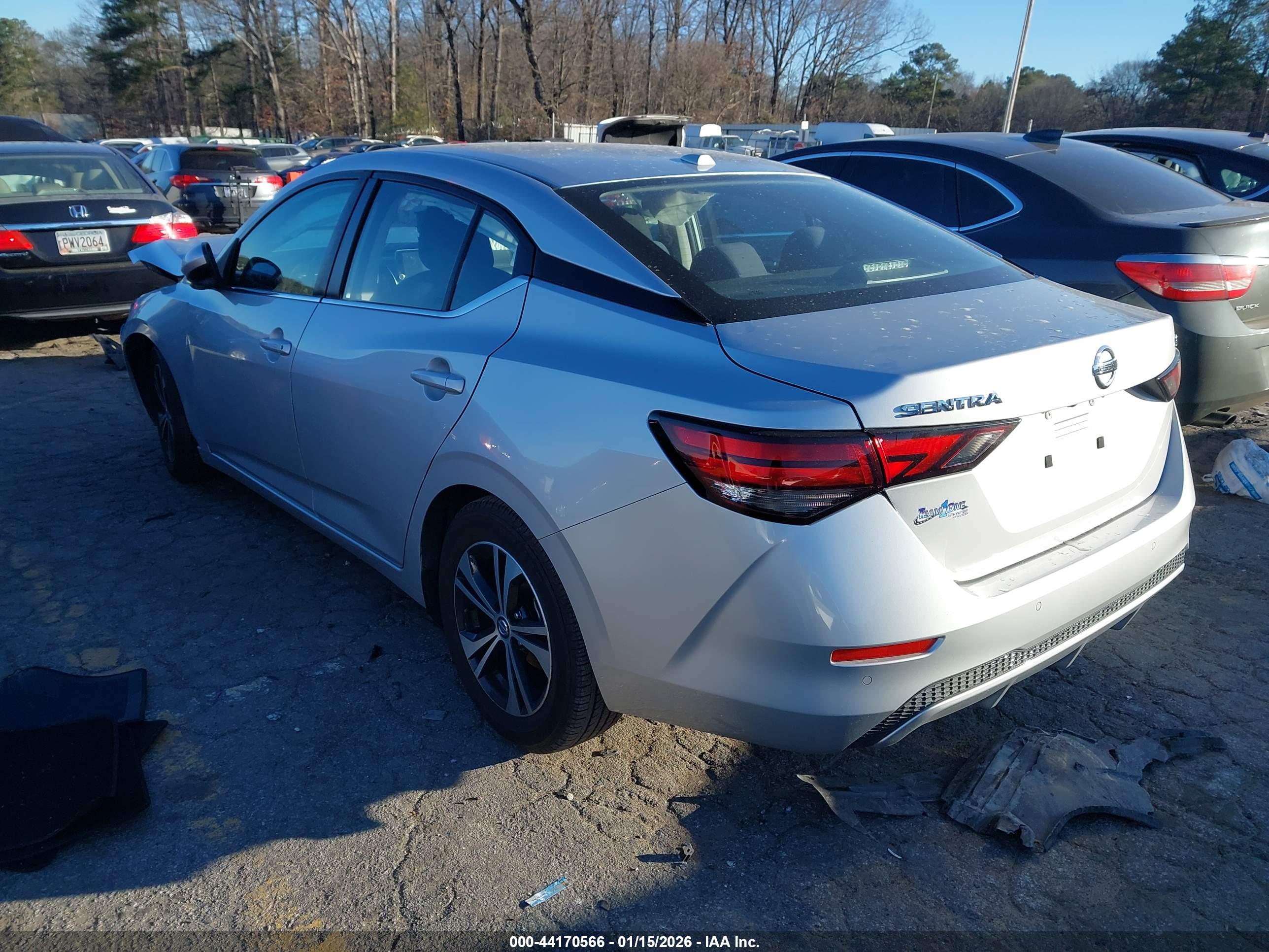NISSAN SENTRA image 3