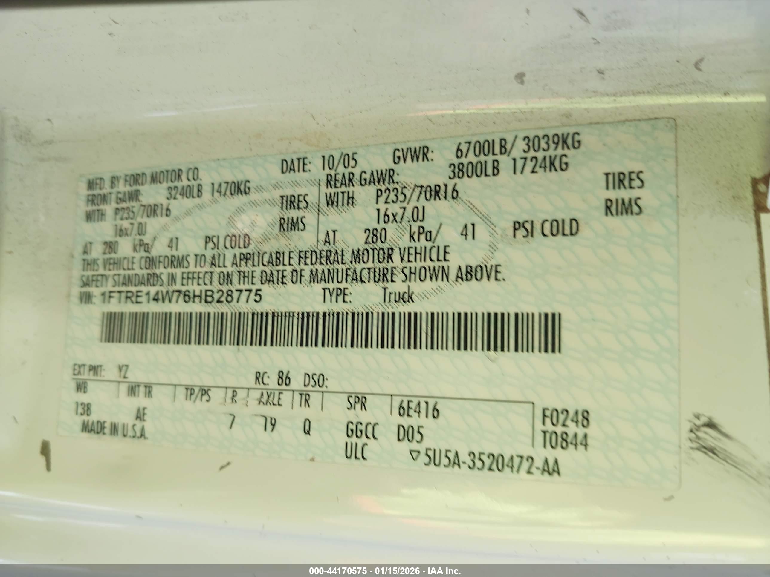 FORD E-150 image 9